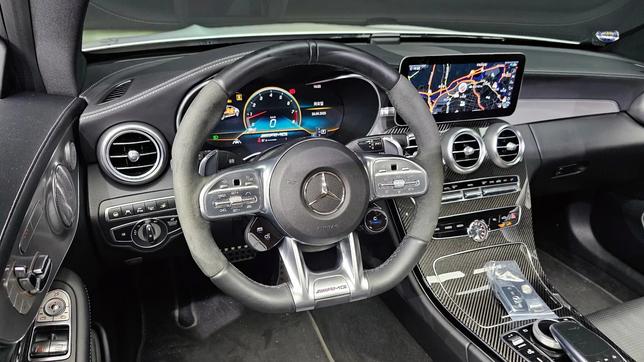 Mercedes-Benz C-Class C63 S AMG Coupe, 2021 г. 43076 км. — фото 13