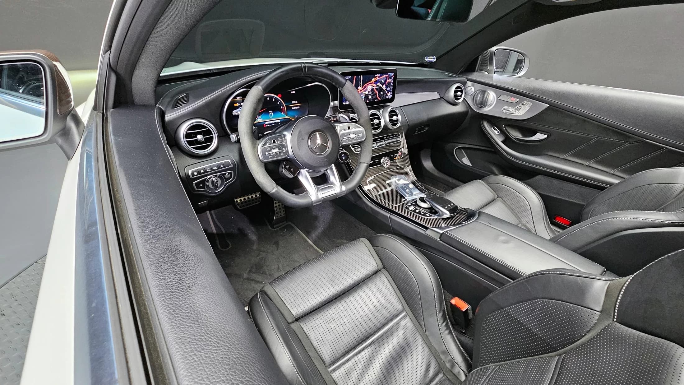 Mercedes-Benz C-Class C63 S AMG Coupe, 2021 г. 43076 км. — фото 7