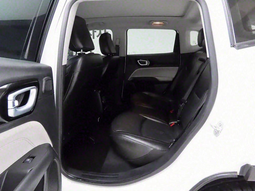 Jeep COMPASS 2.4 limited 2WD, 2022 г. 63866 км. — фото 13