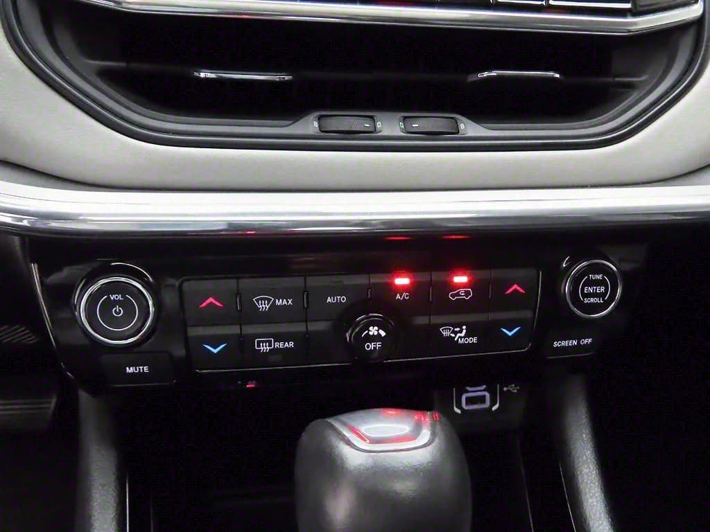 Jeep COMPASS 2.4 limited 2WD, 2022 г. 63866 км. — фото 10