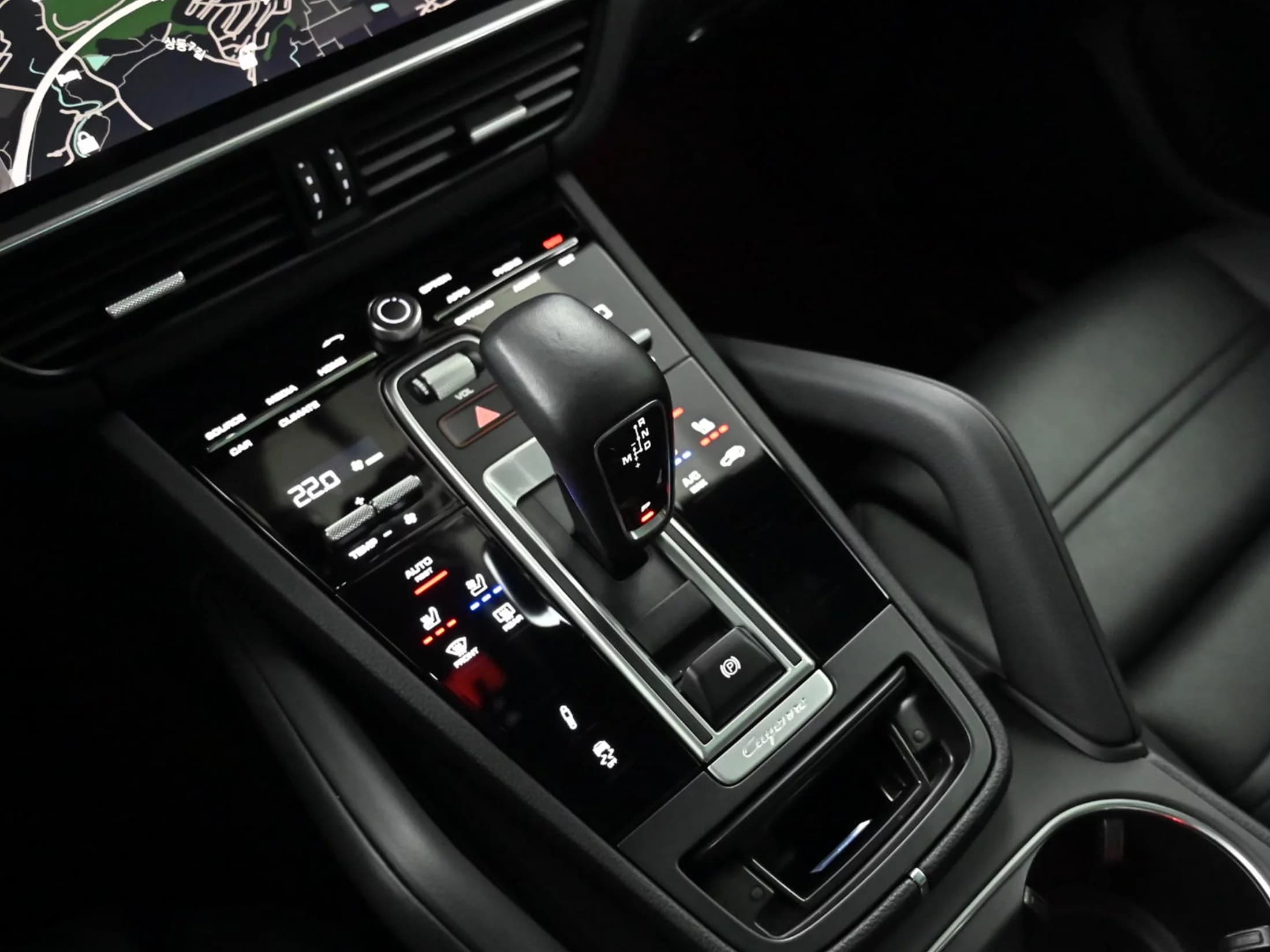 Porsche CAYENNE 3.0, 2023 г. 35665 км. — фото 9