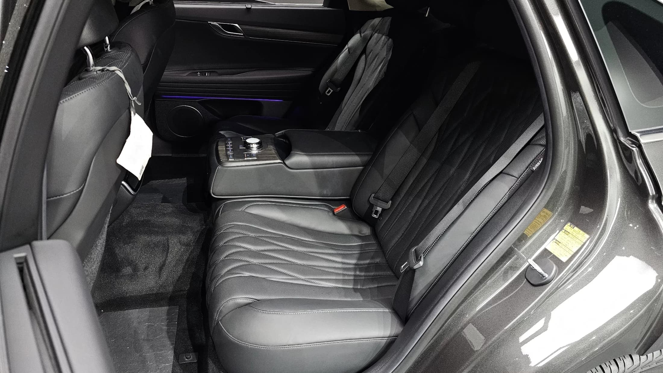 Genesis G80 Gasoline 2.5 Turbo AWD, 2025 г. 5745 км. — фото 12