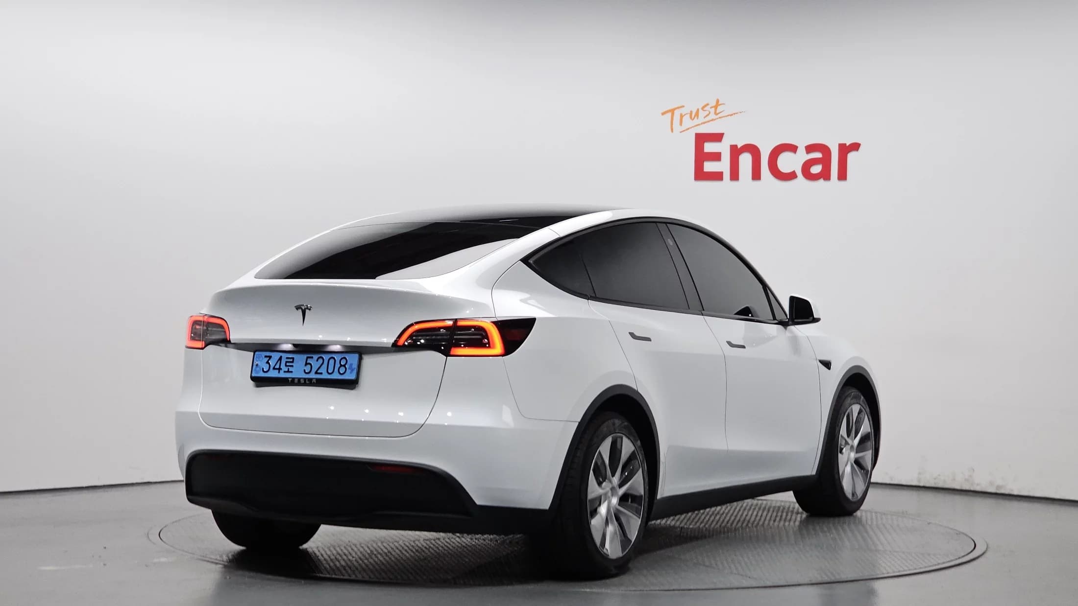 Tesla Model Y RWD, электромобиль, 2023 г. 23164 км. — фото 2
