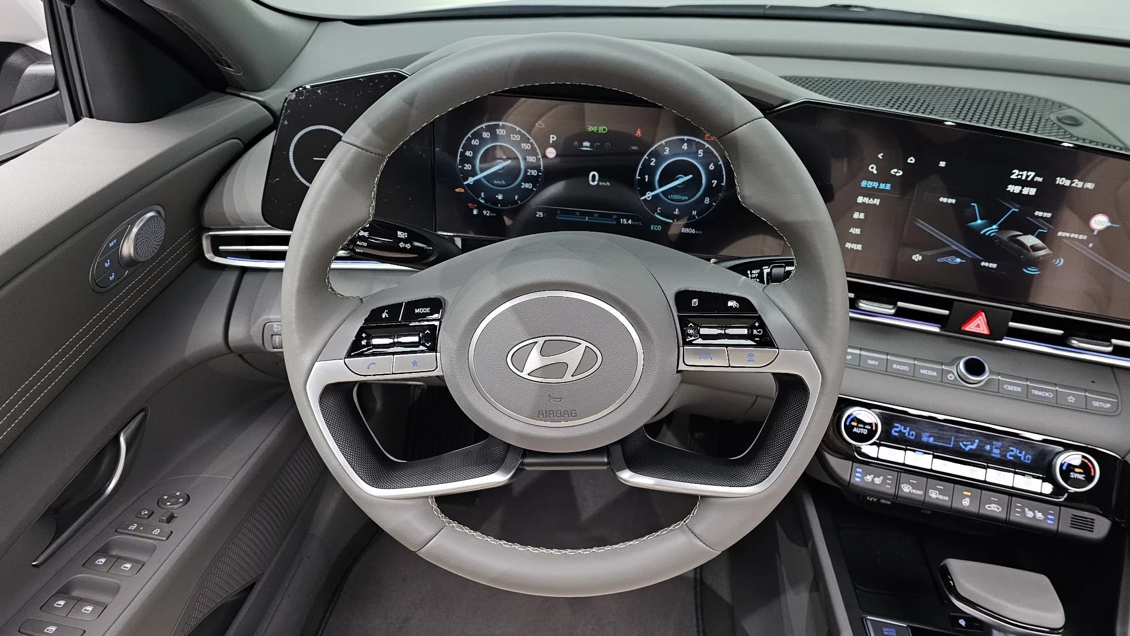 Hyundai AVANTE (Хендай Элантра) 1.6 Inspiration, 2024 г. 8832 км. — фото 14
