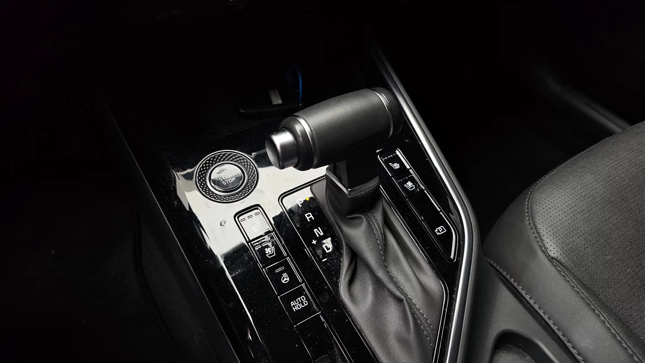 Kia Niro Prestige, гибрид, 2022 г. 38563 км. — фото 9