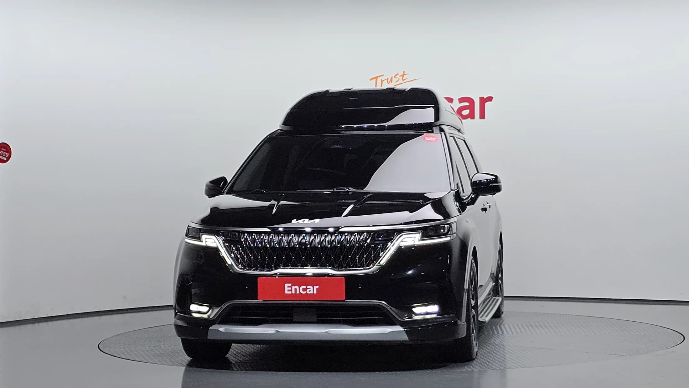 Kia Carnival Gasoline 4-Seater Hi-Limousine Signature, 2021 г. 79262 км. — фото 3