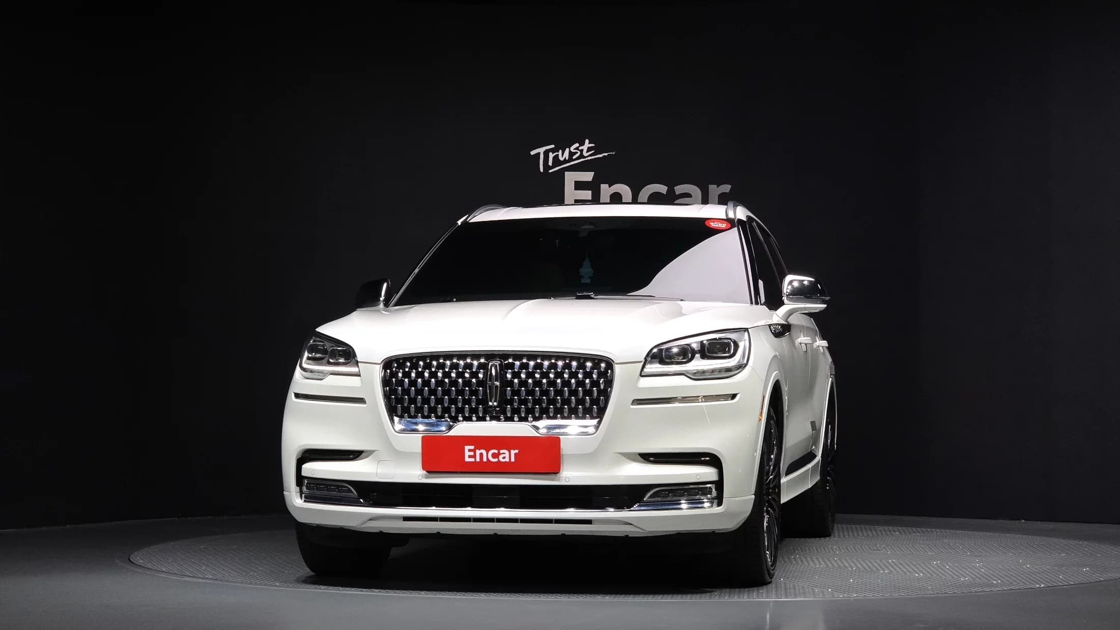 Lincoln AVIATOR 3.0 Black Label AWD, 2022 г. 73791 км. — фото 3