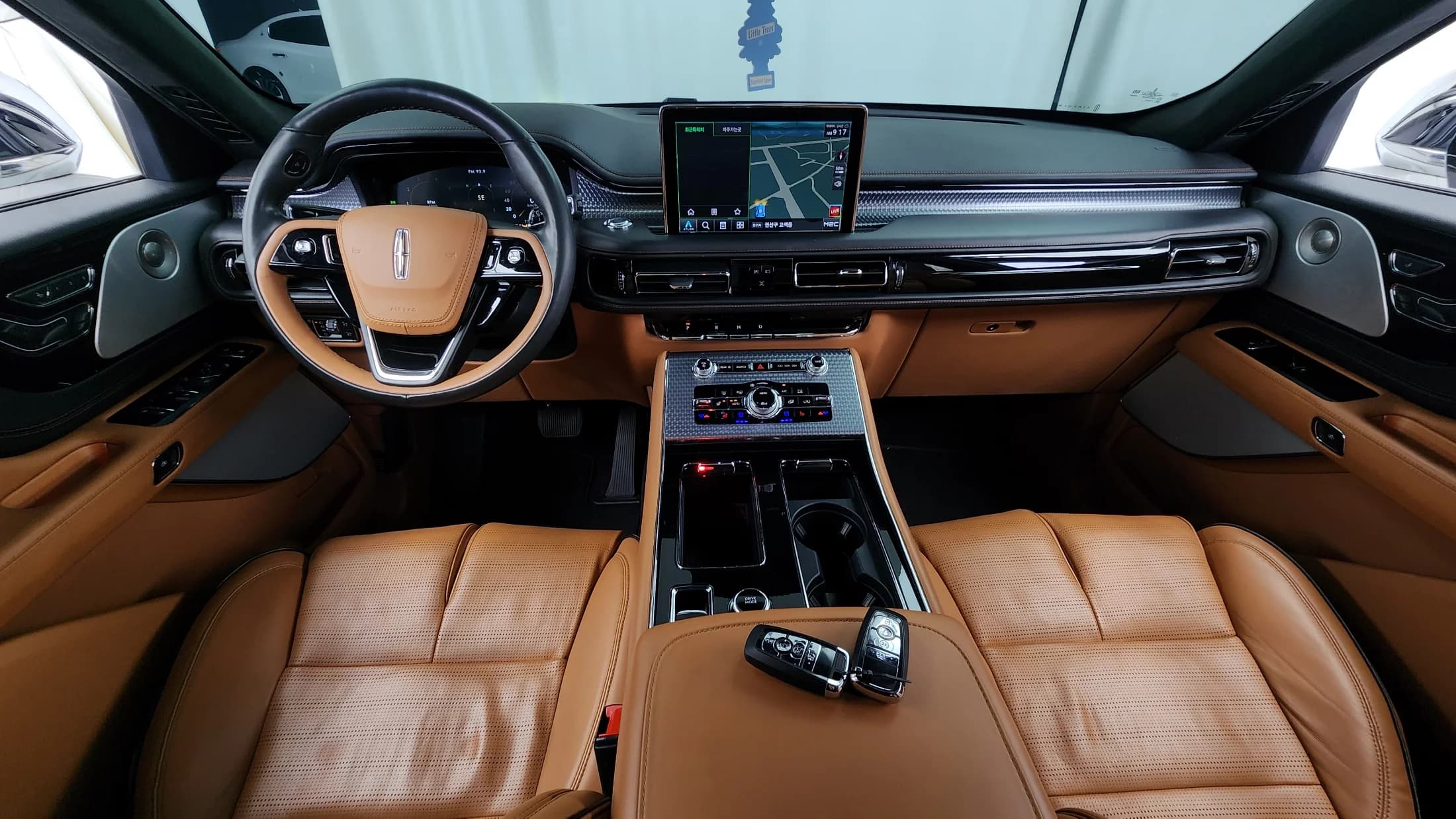 Lincoln AVIATOR 3.0 Black Label AWD, 2022 г. 73791 км. — фото 7