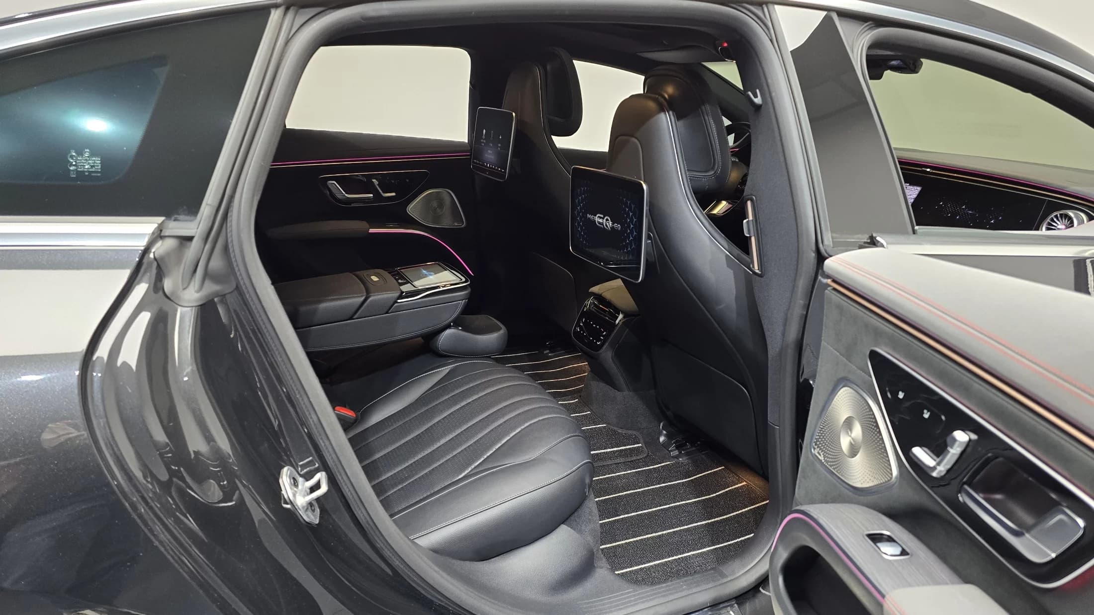 Mercedes-Benz EQS EQS450+ AMG Line, электромобиль, 2022 г. 50693 км. — фото 12
