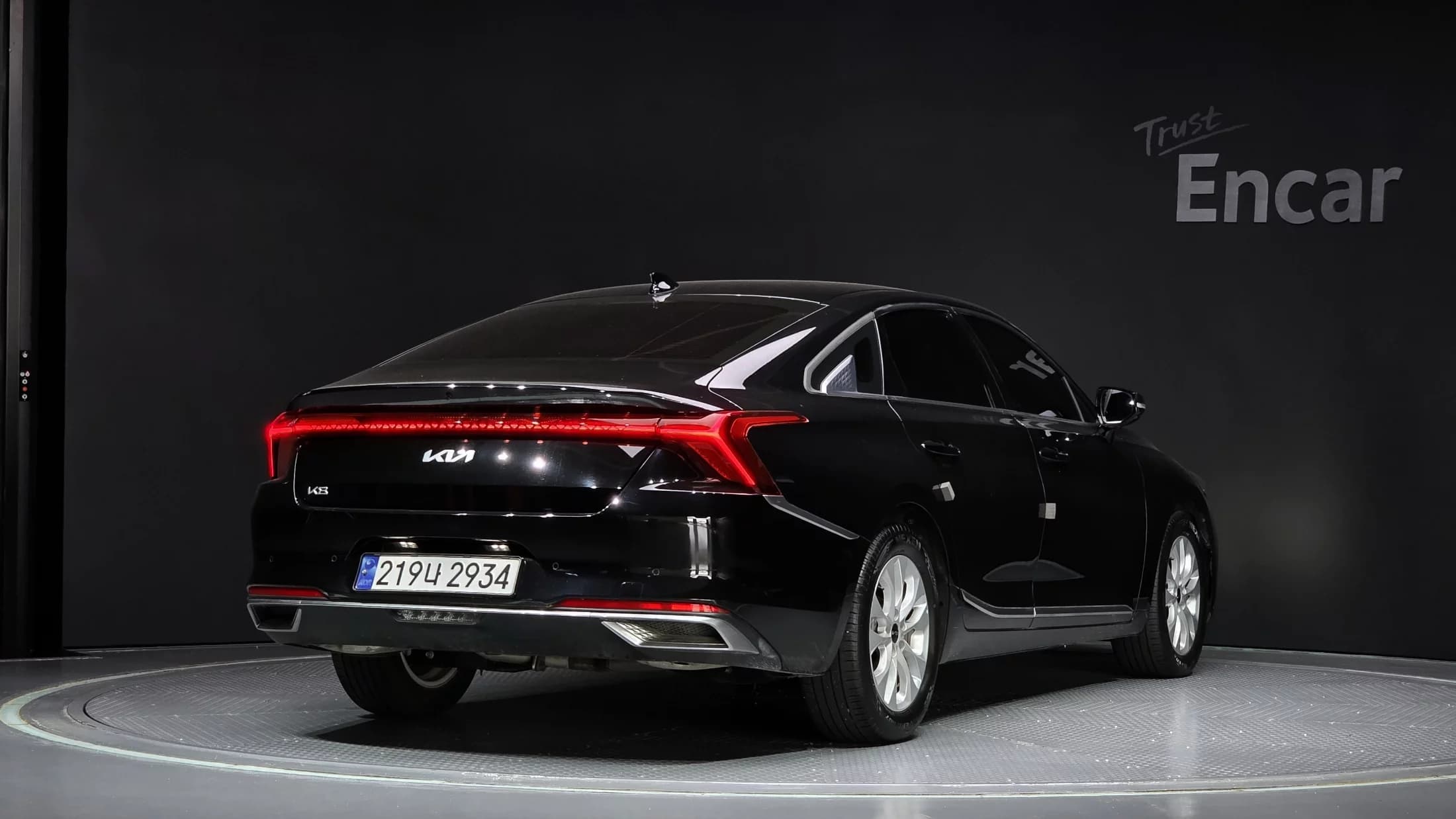 Kia K8 2.5 Gasoline 2WD Noblesse Light, 2022 г. 34302 км. — фото 2