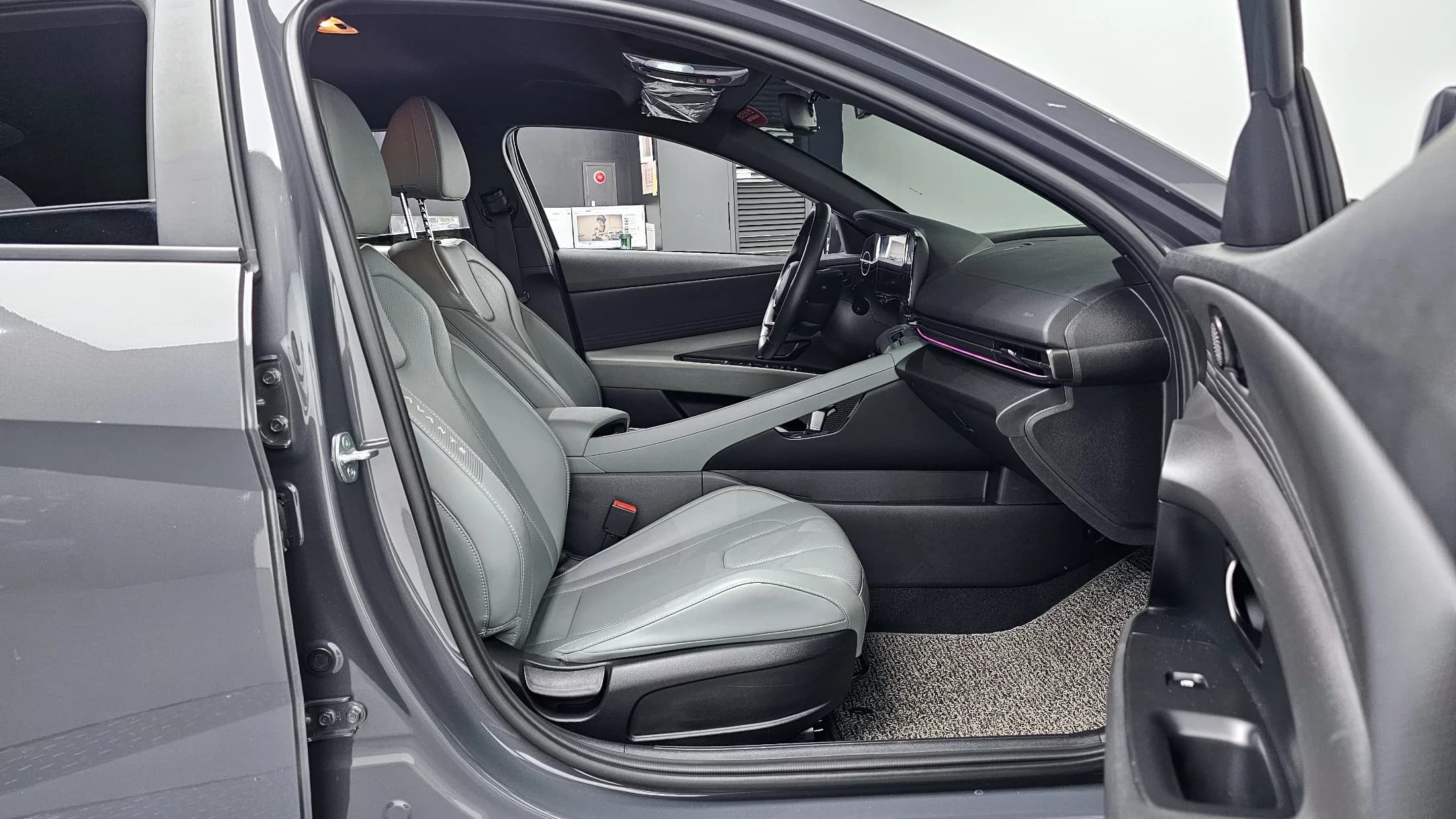Hyundai AVANTE (Хендай Элантра) 1.6 LPi Modern, 2023 г. 55211 км. — фото 10