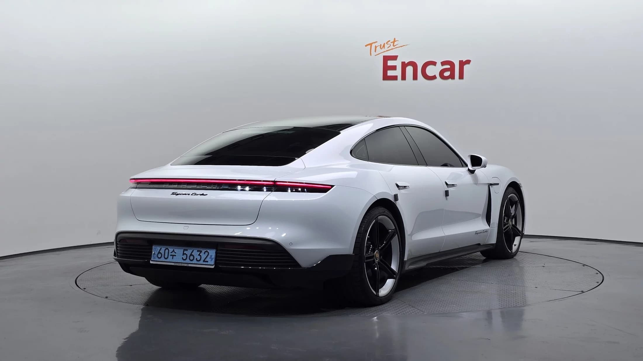 Porsche TAYCAN Turbo, электромобиль, 2021 г. 34603 км. — фото 2
