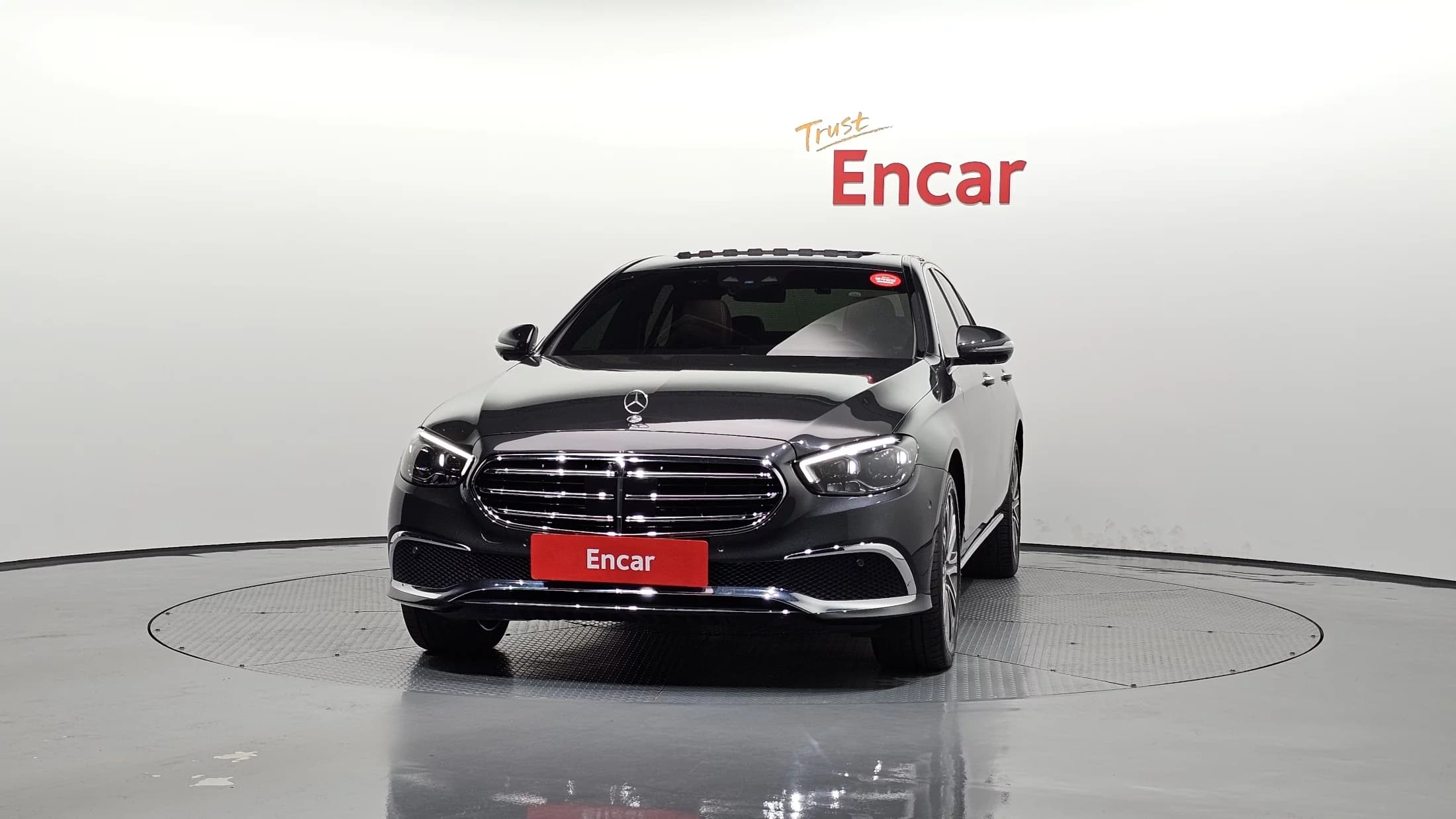 Mercedes-Benz E-Class E350 4MATIC Exclusive, 2022 г. 76013 км. — фото 3