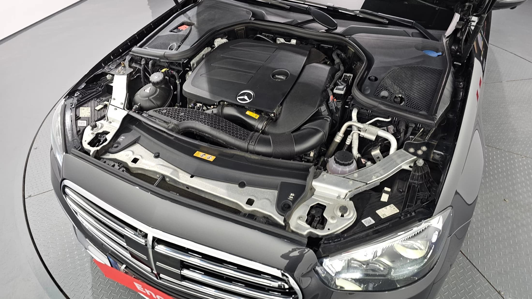 Mercedes-Benz E-Class E350 4MATIC Exclusive, 2022 г. 76013 км. — фото 6