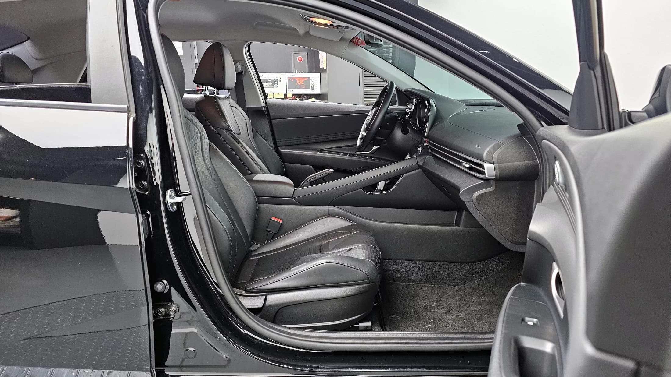 Hyundai AVANTE (Хендай Элантра) 1.6 Modern, 2021 г. 52183 км. — фото 10