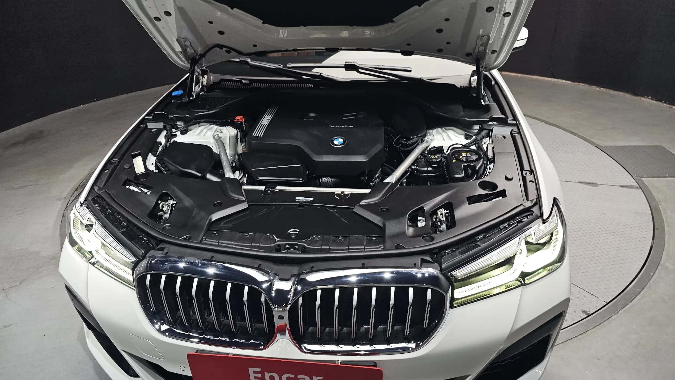 BMW 5-Series 520i M Sport, 2023 г. 28885 км. — фото 6