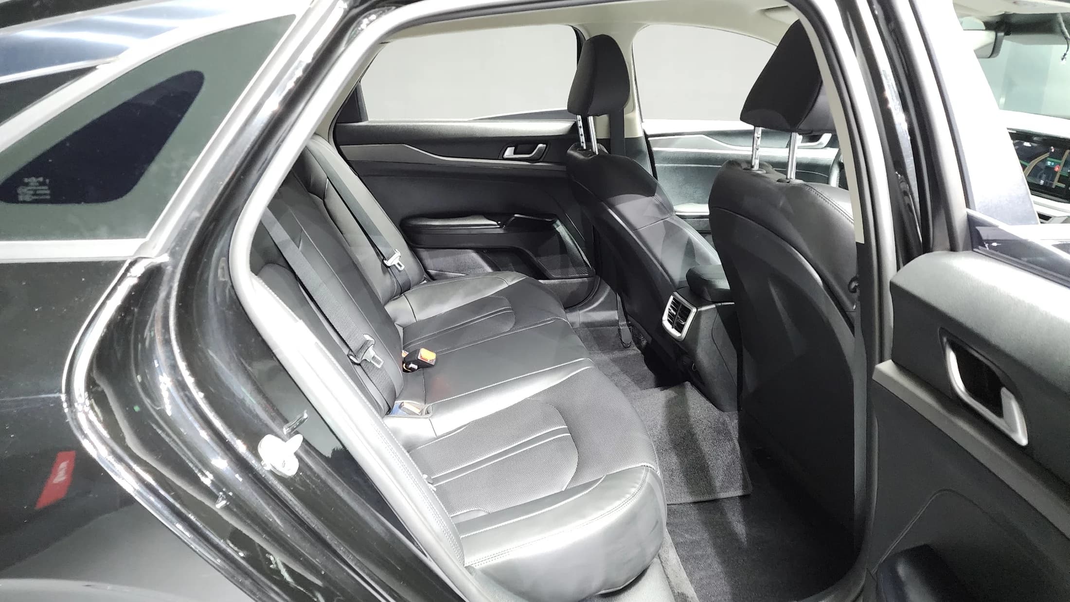 Kia K5 (Киа Оптима) 2.0 LPI(Renter car) Trandy, 2022 г. 58326 км. — фото 12