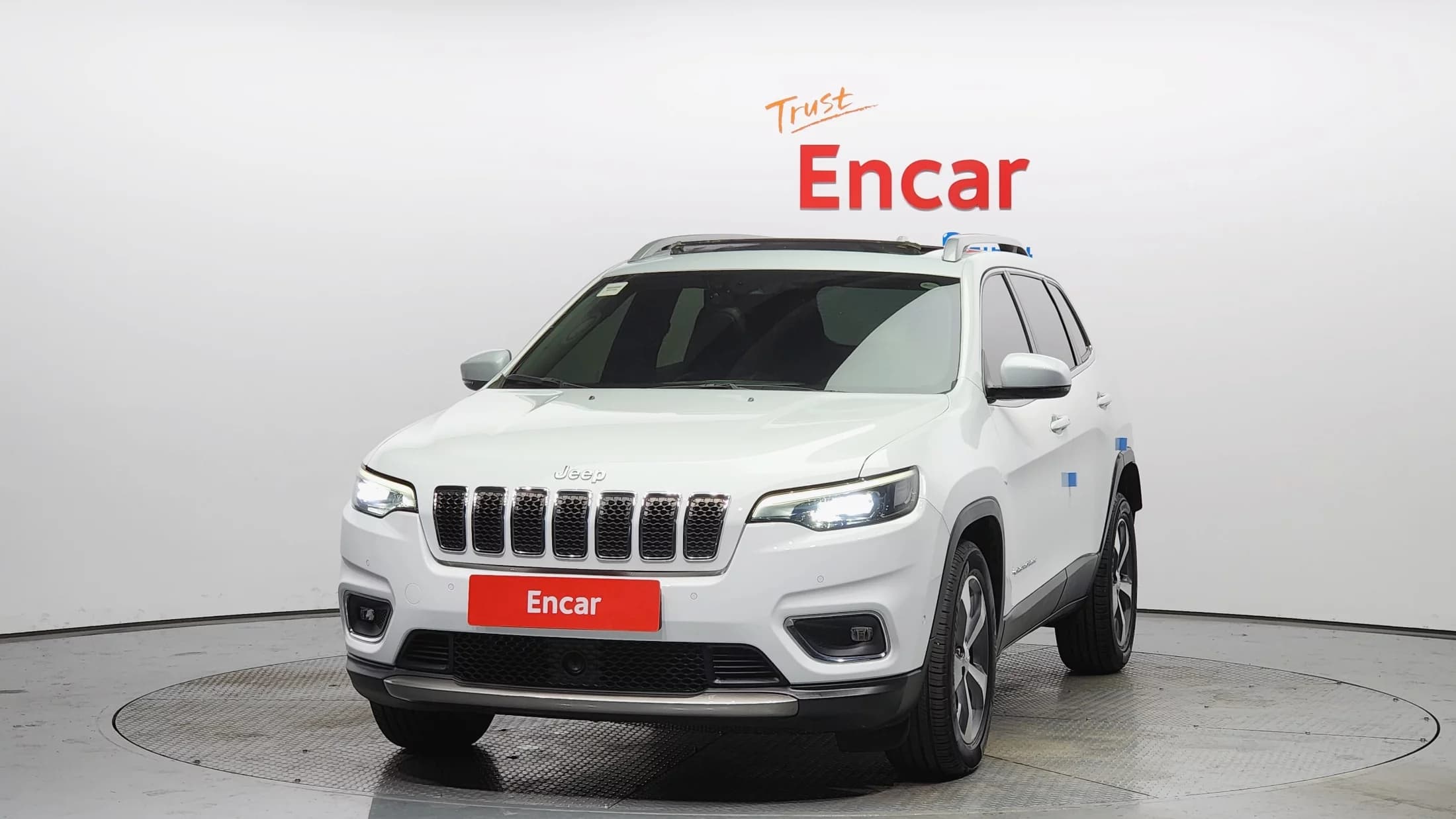 Jeep CHEROKEE 2.4 Limited 2WD, 2021 г. 41202 км. — фото 3