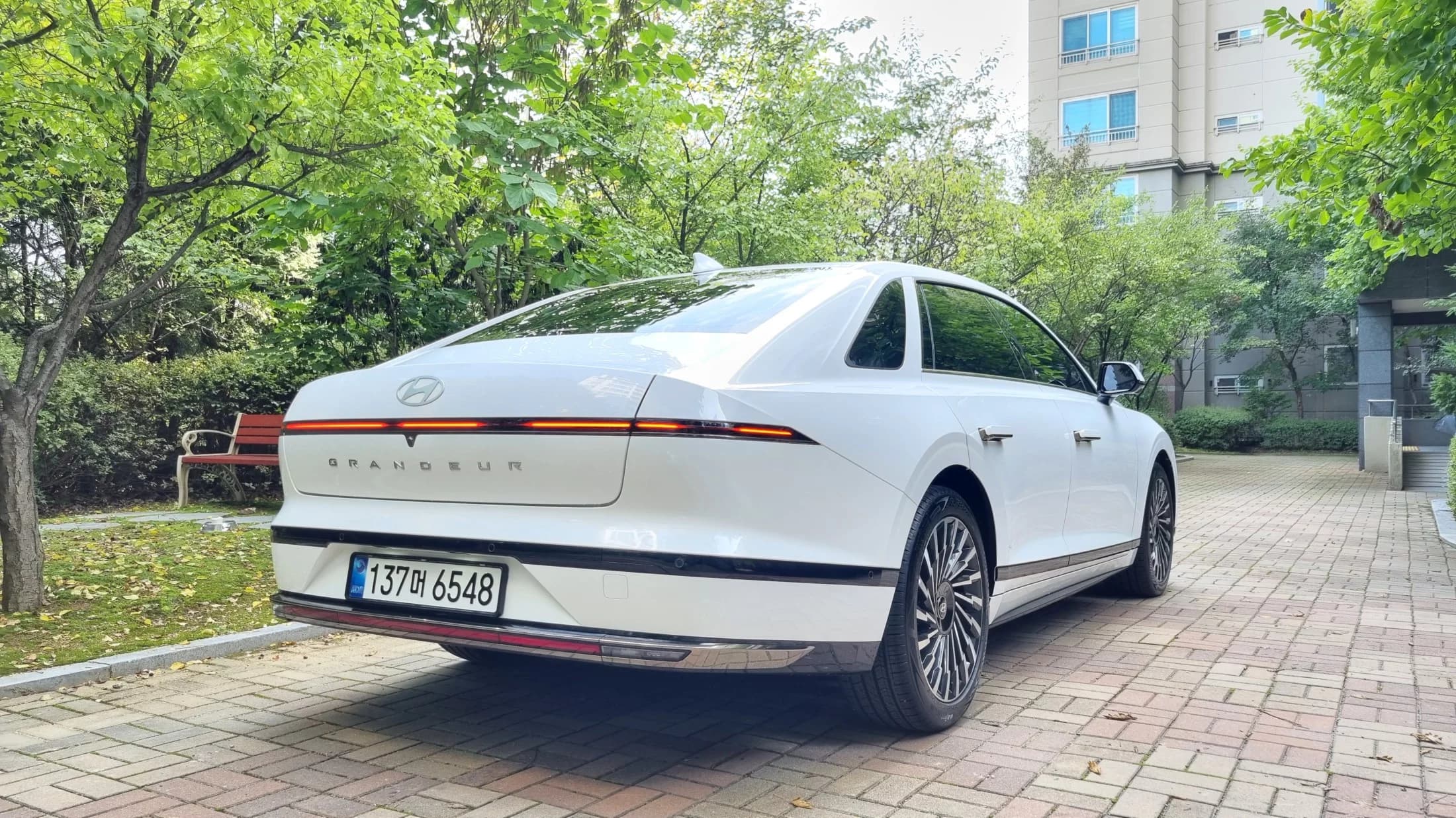 Hyundai Grandeur 2,5 Gasoline 2WD Calligraphy, 2025 г. 3510 км. — фото 4