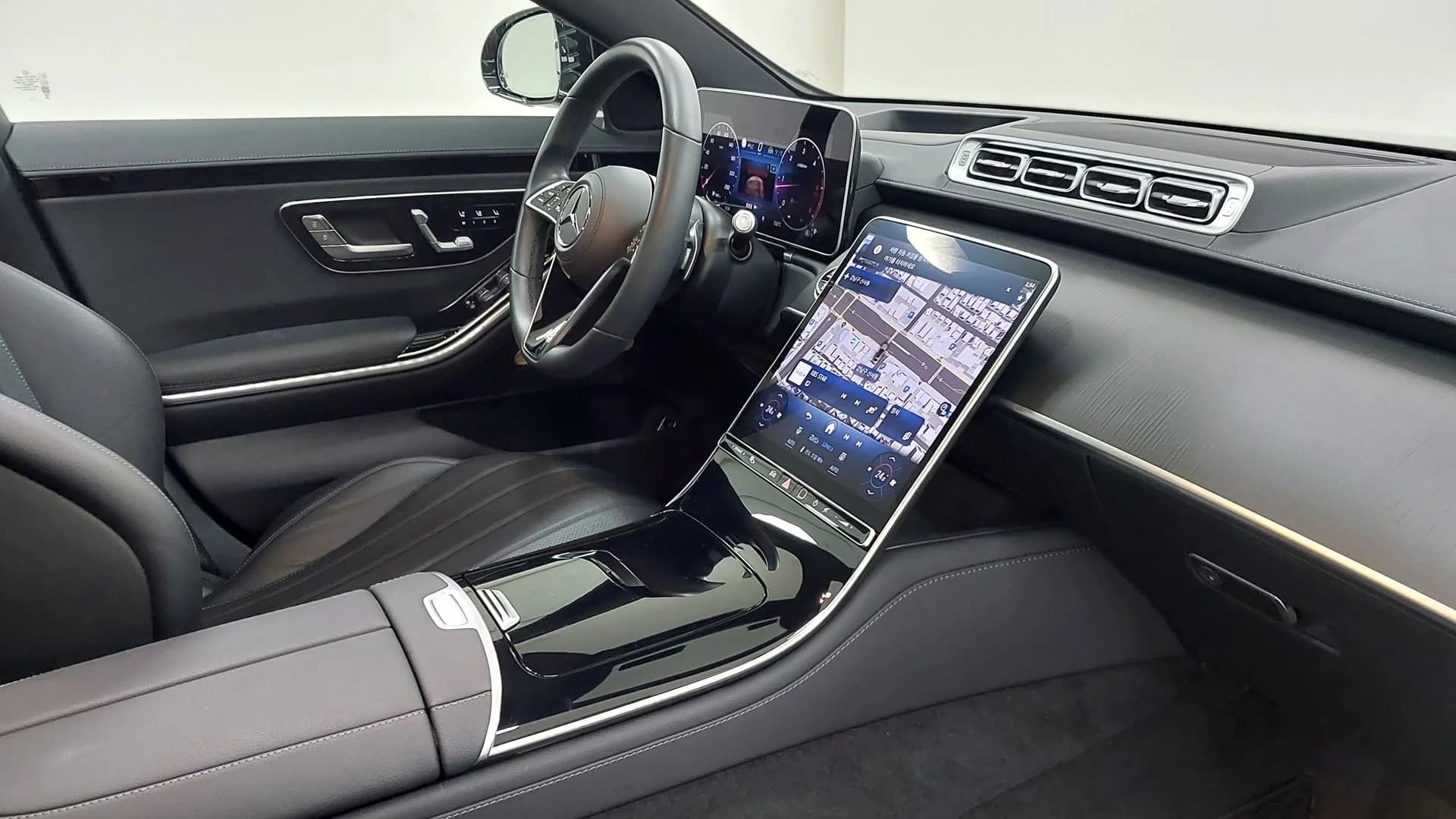 Mercedes-Benz S-Class S350 d 4MATIC, 2024 г. 9280 км. — фото 9