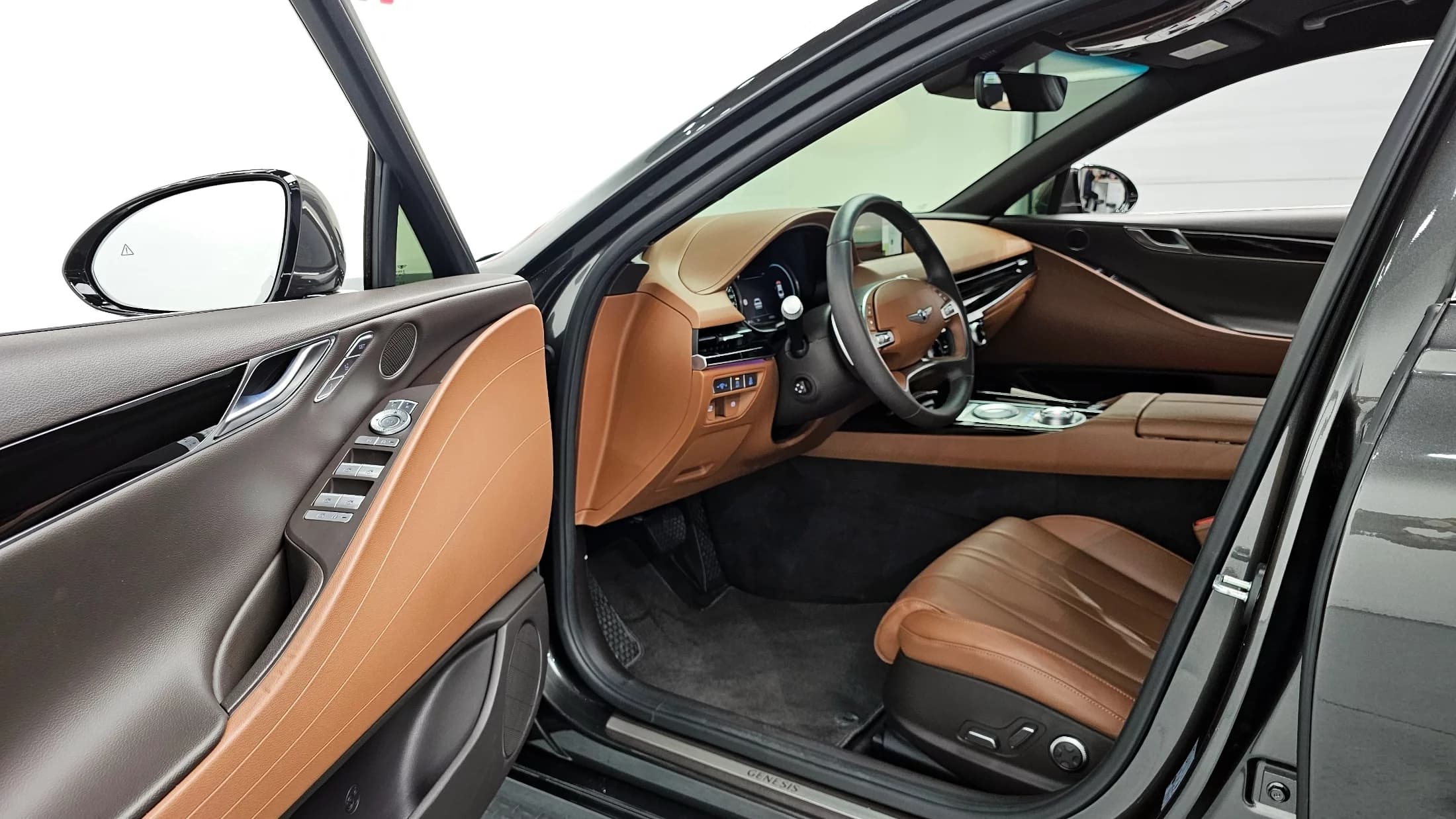Genesis G80 Gasoline 2.5 Turbo AWD, 2022 г. 57067 км. — фото 12