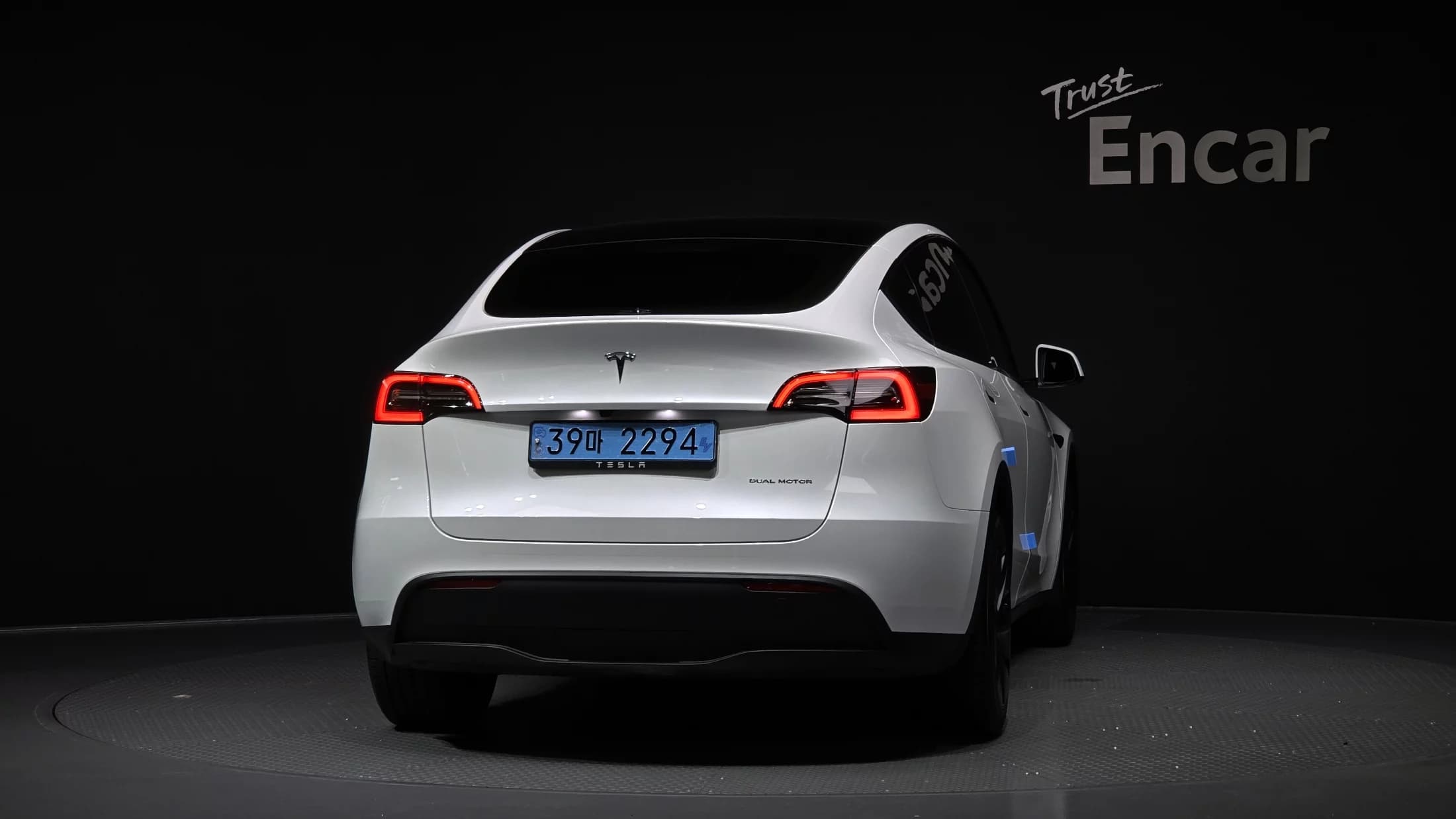 Tesla Model Y Long Range, электромобиль, 2024 г. 38625 км. — фото 4