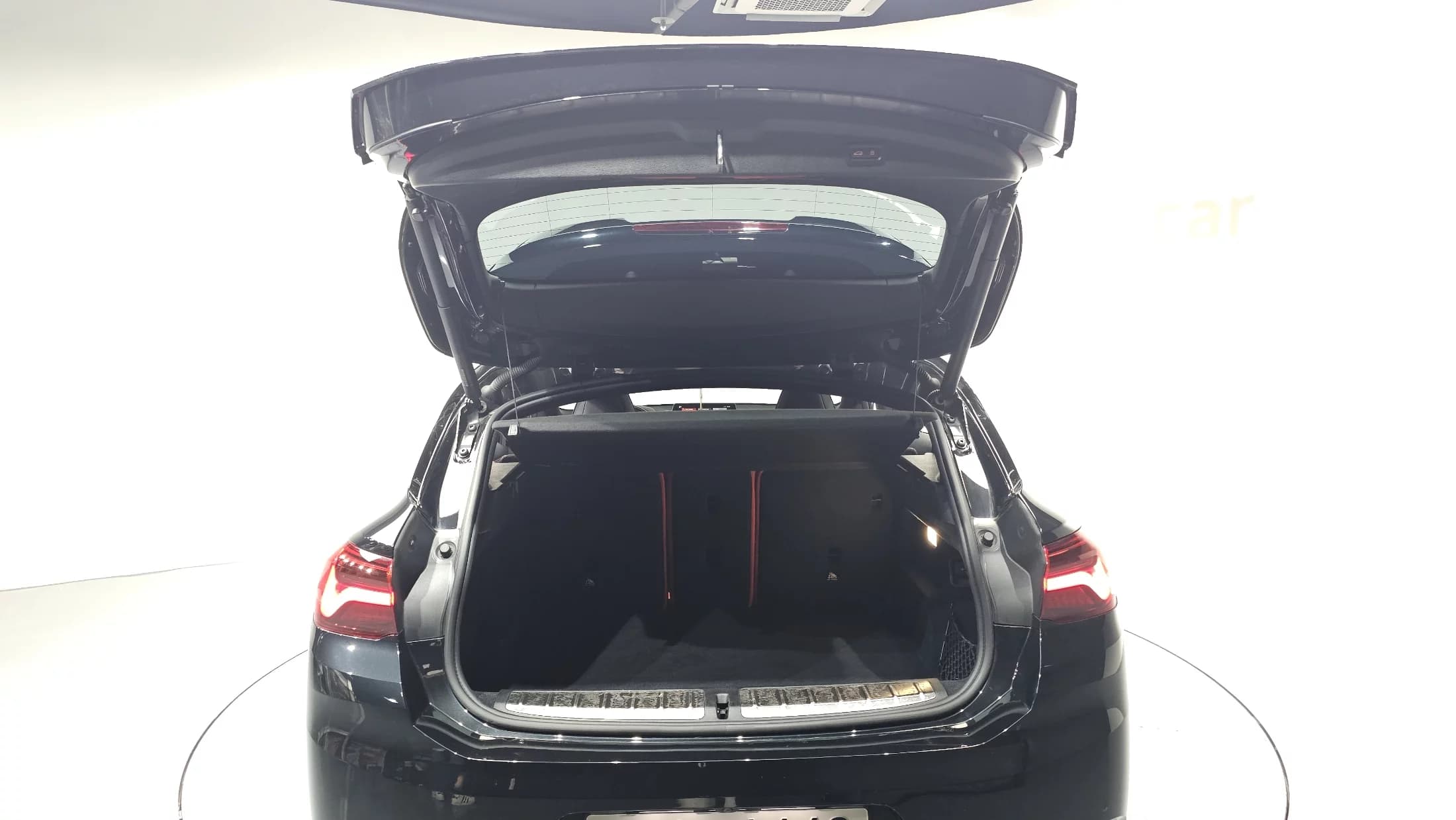 BMW X2 xDrive M35i, 2023 г. 24636 км. — фото 20