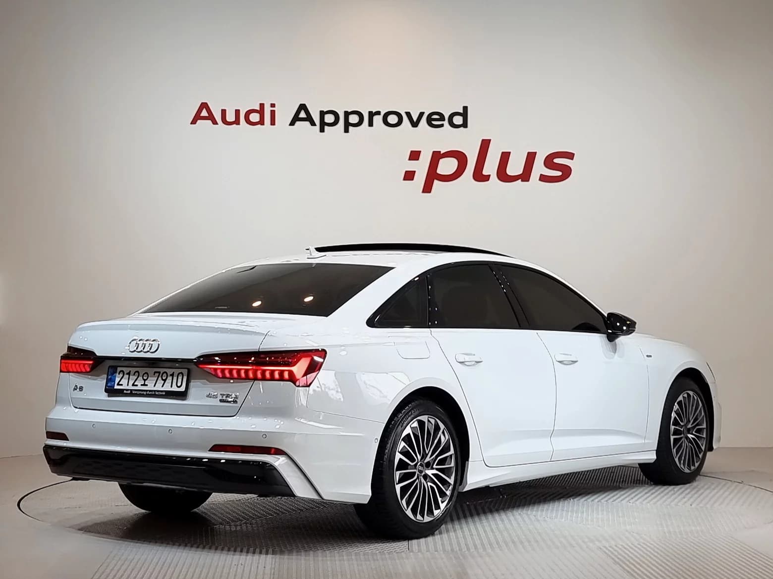 Audi A6 45 TFSI Quattro Premium, 2025 г. 8339 км. — фото 2