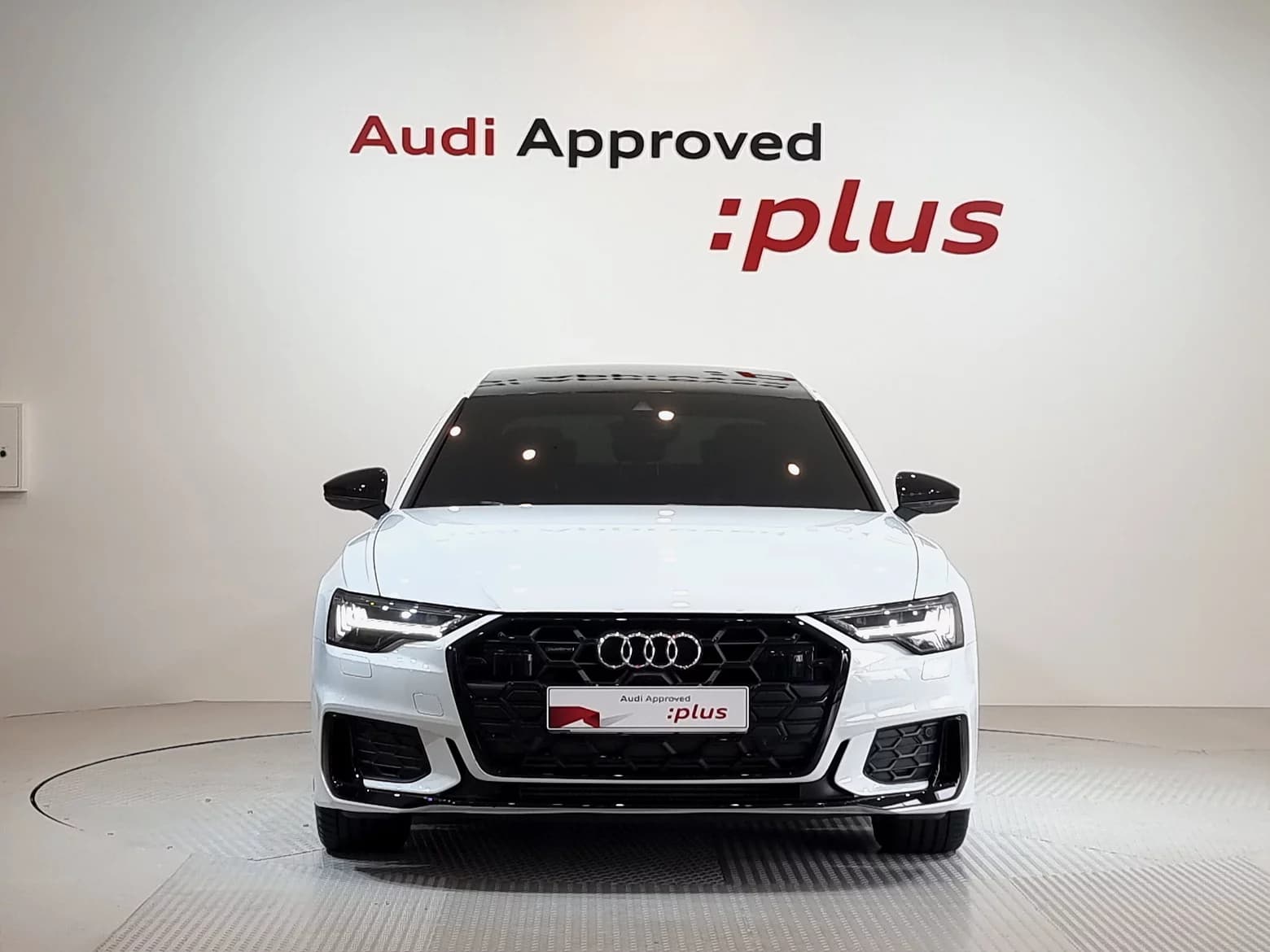 Audi A6 45 TFSI Quattro Premium, 2025 г. 8339 км. — фото 3