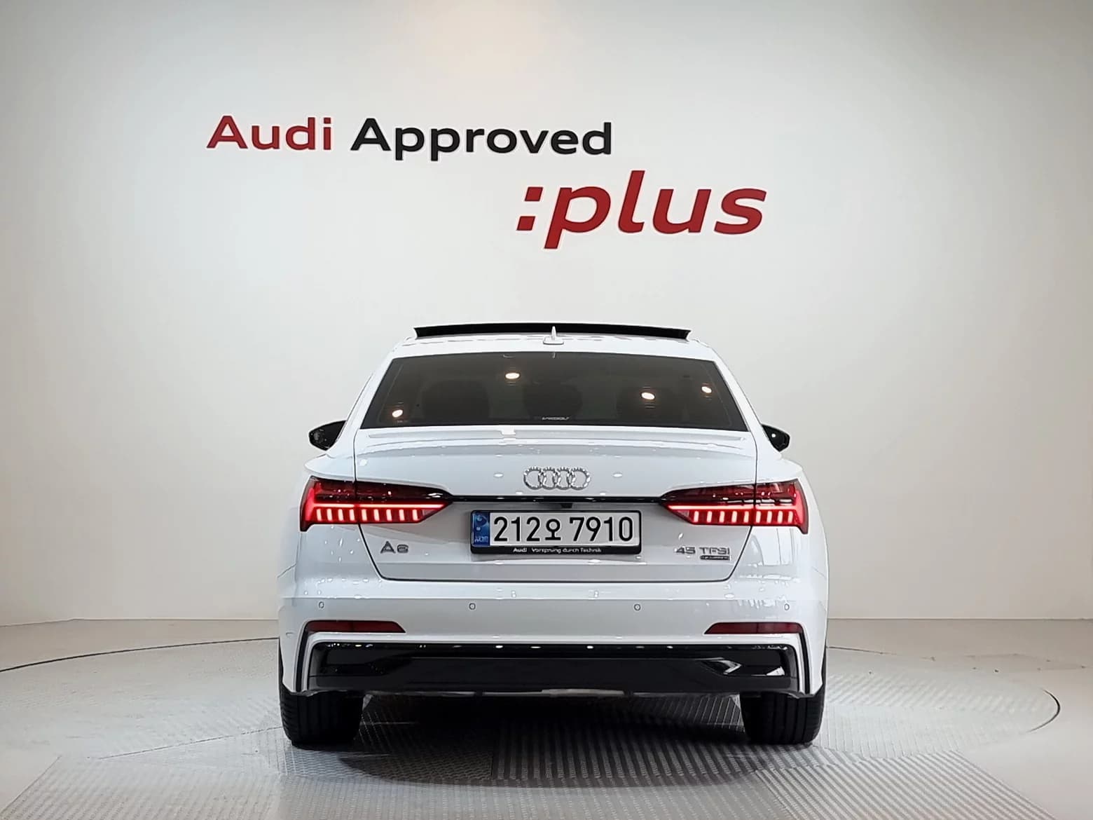 Audi A6 45 TFSI Quattro Premium, 2025 г. 8339 км. — фото 4