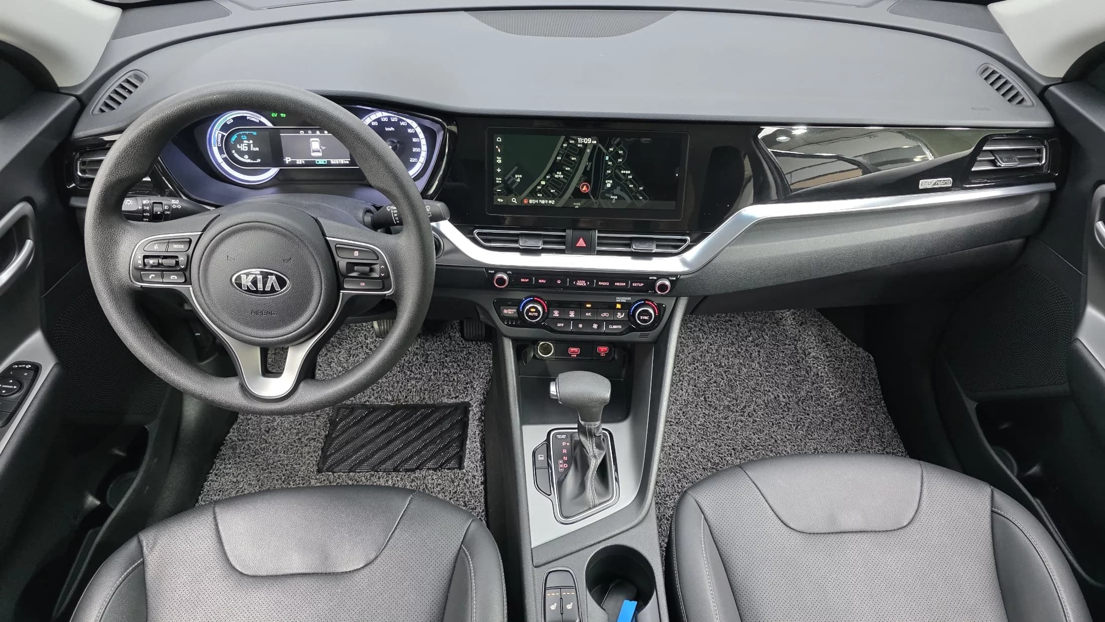 Kia Niro 1.6 HEV Luxury, гибрид, 2021 г. 92581 км. — фото 7