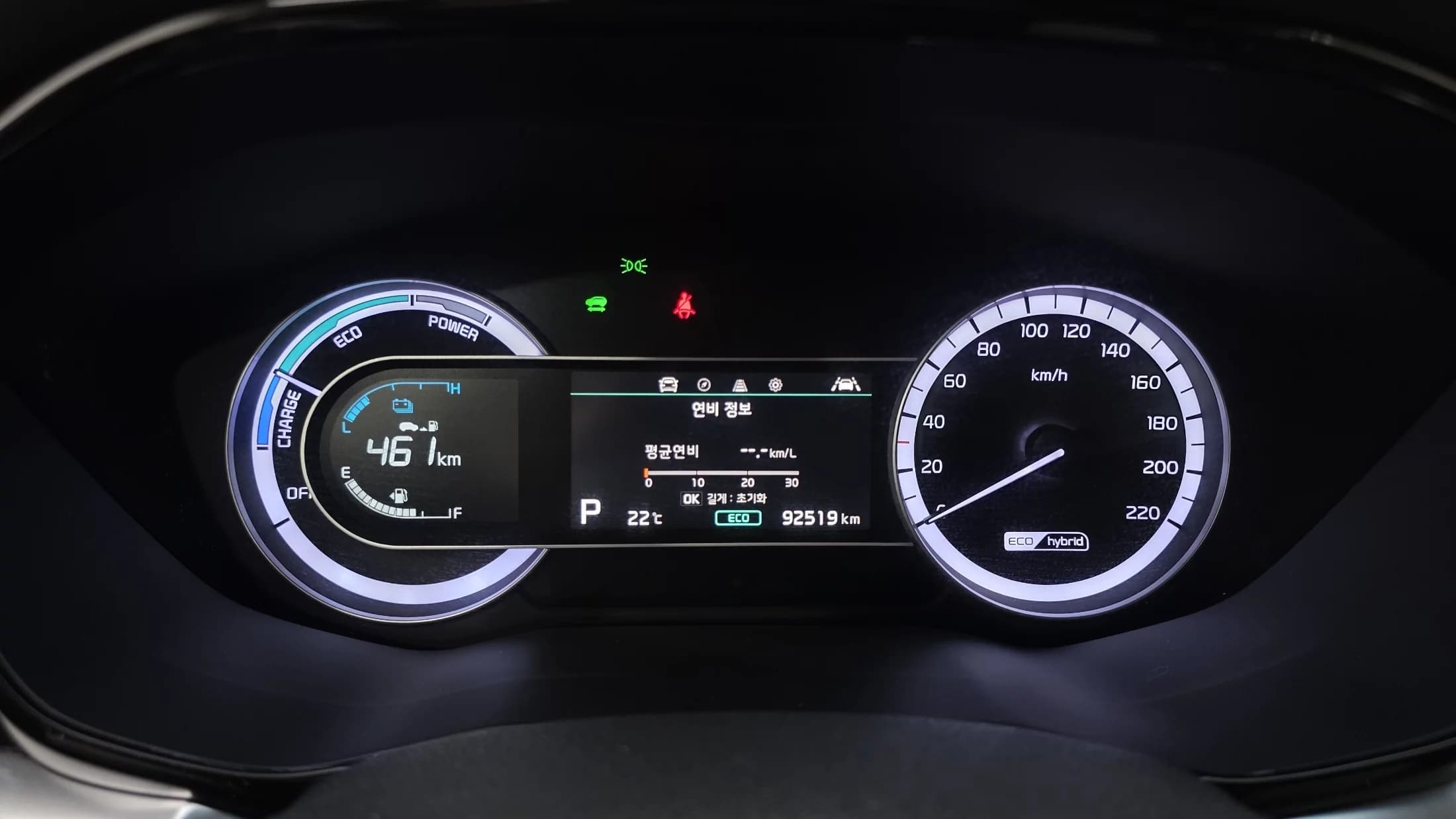 Kia Niro 1.6 HEV Luxury, гибрид, 2021 г. 92581 км. — фото 8