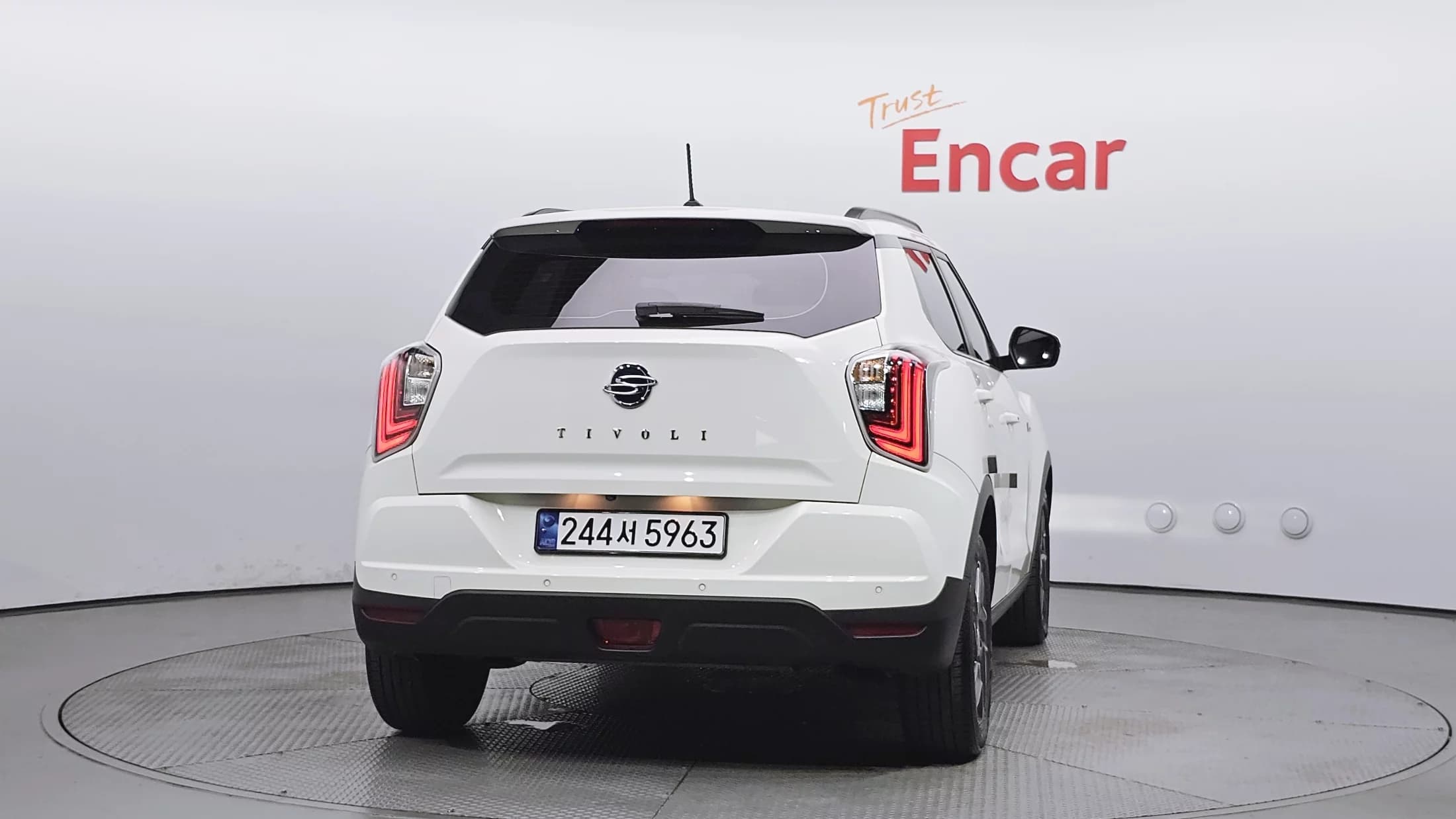 SsangYong TIBOLI Gasoline 1.5 2WD V3, 2022 г. 43967 км. — фото 4