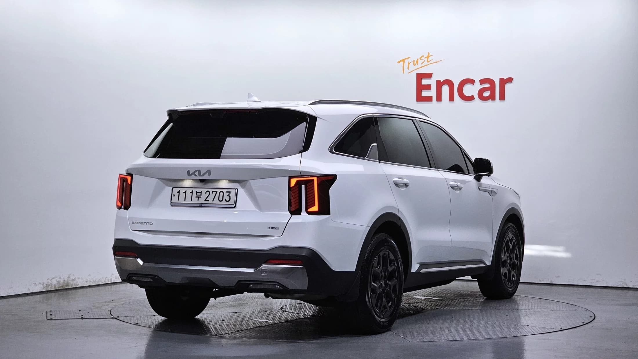 Kia Sorento HEV 1.6 2WD Signature, гибрид, 2023 г. 20210 км. — фото 2
