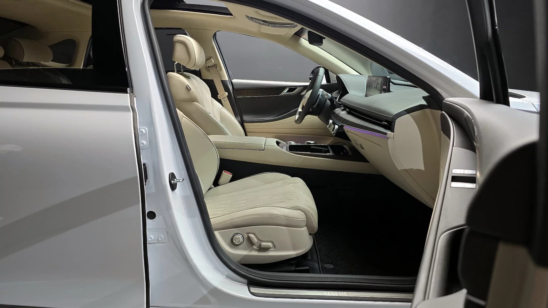 Genesis G80 Gasoline 2.5 Turbo AWD, 2022 г. 30197 км. — фото 10