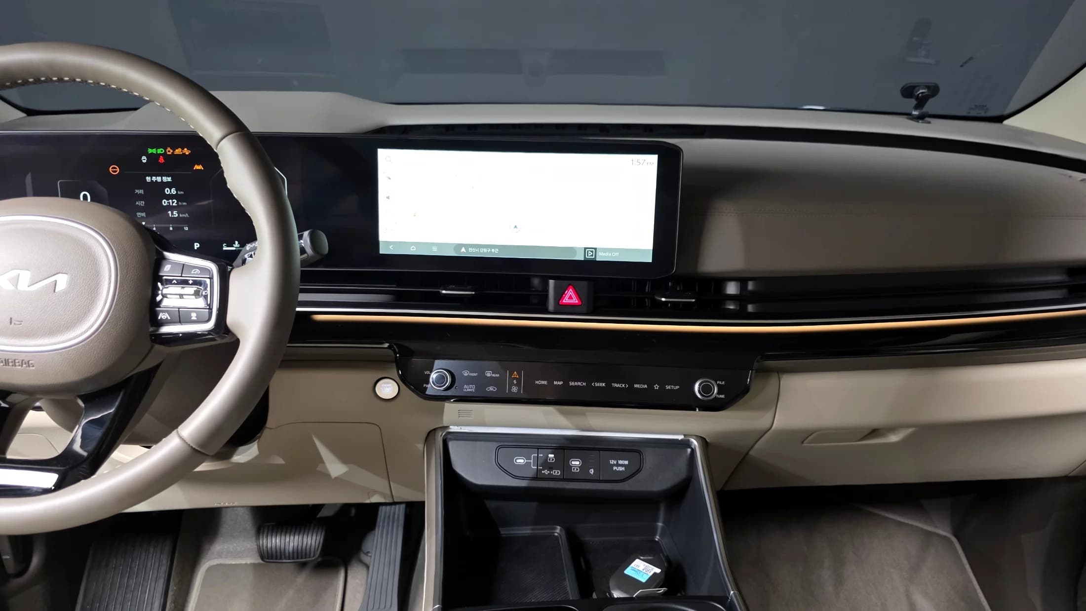 Kia Carnival Gasoline 9-Seater Signature, 2024 г. 502 км. — фото 20