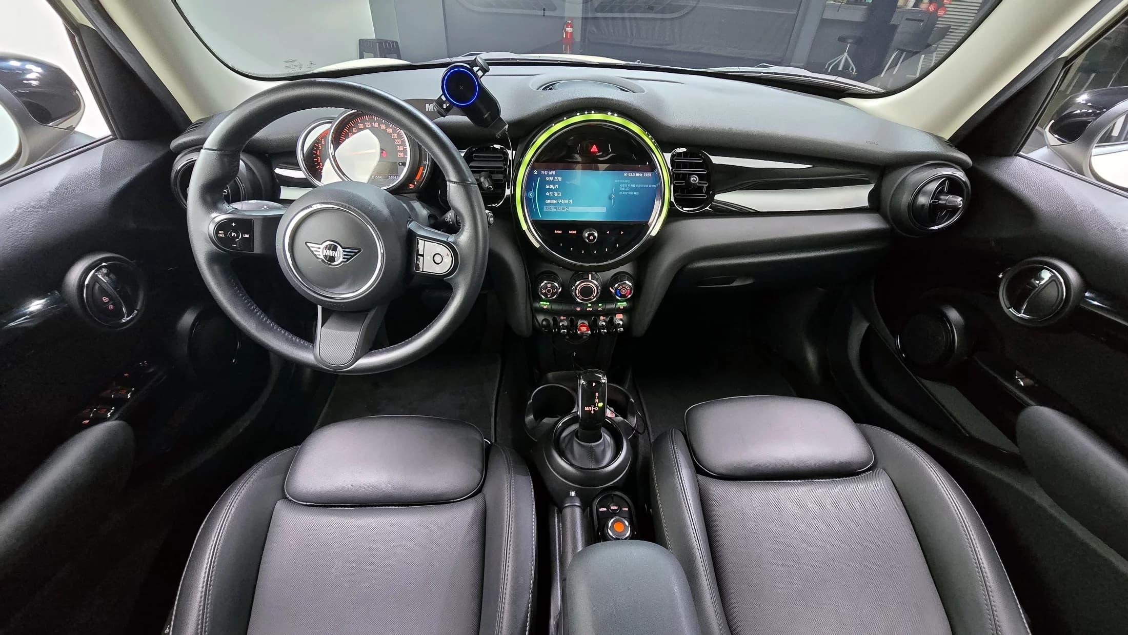 MINI Cooper 5Door Classic Third Generation, 2021 г. 61569 км. — фото 7