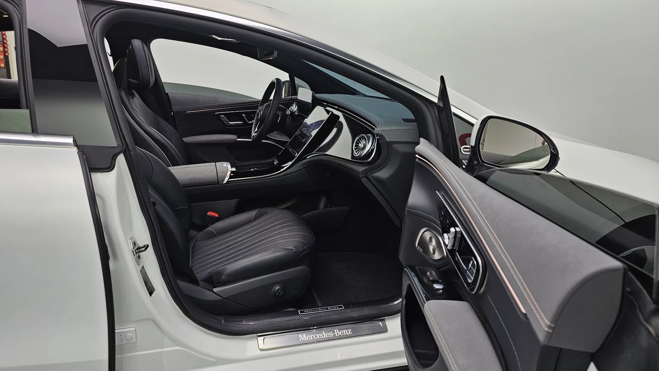Mercedes-Benz EQS EQS350, электромобиль, 2022 г. 45866 км. — фото 11