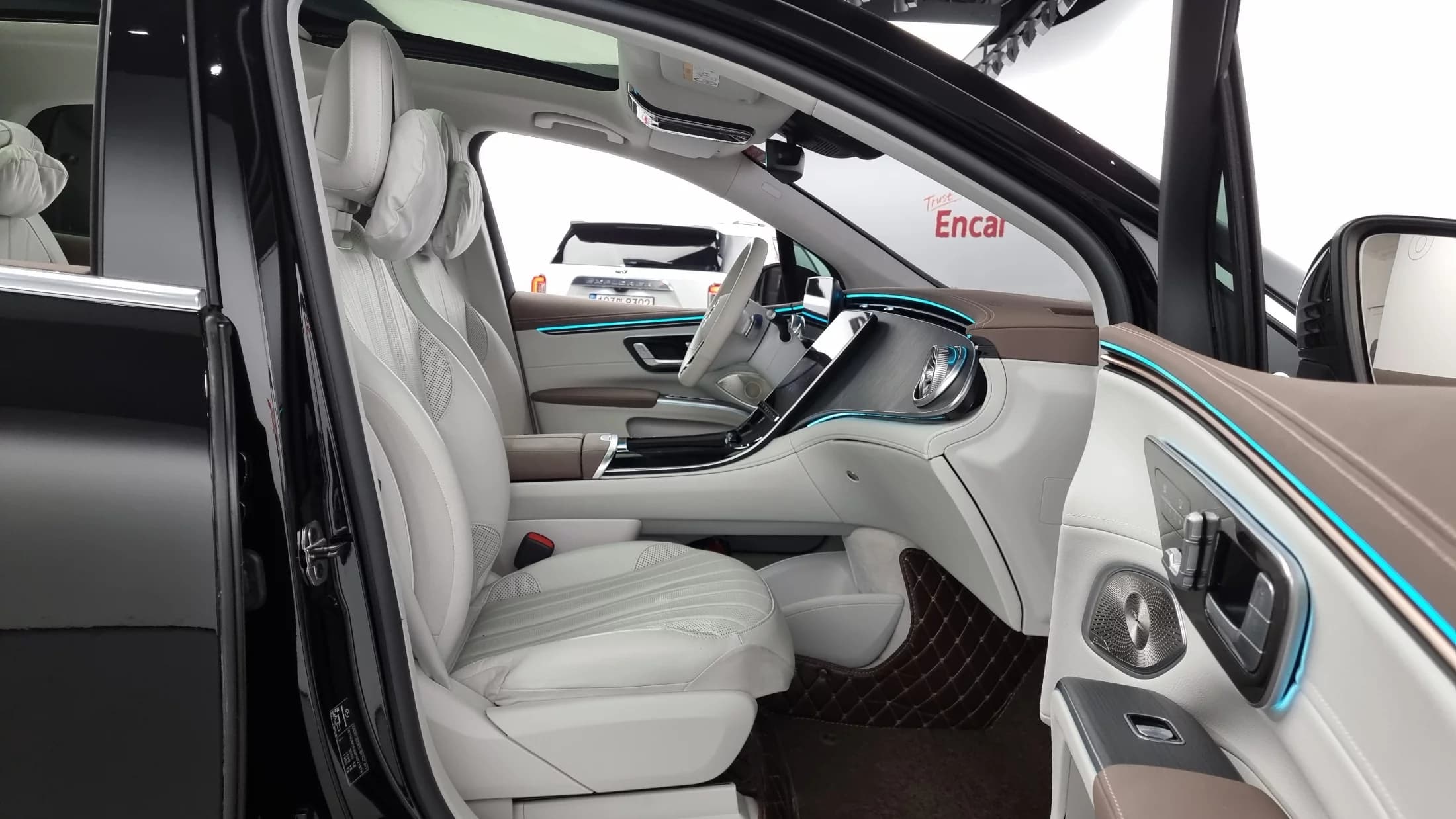 Mercedes-Benz EQS EQS450 4MATIC, электромобиль, 2023 г. 31649 км. — фото 11