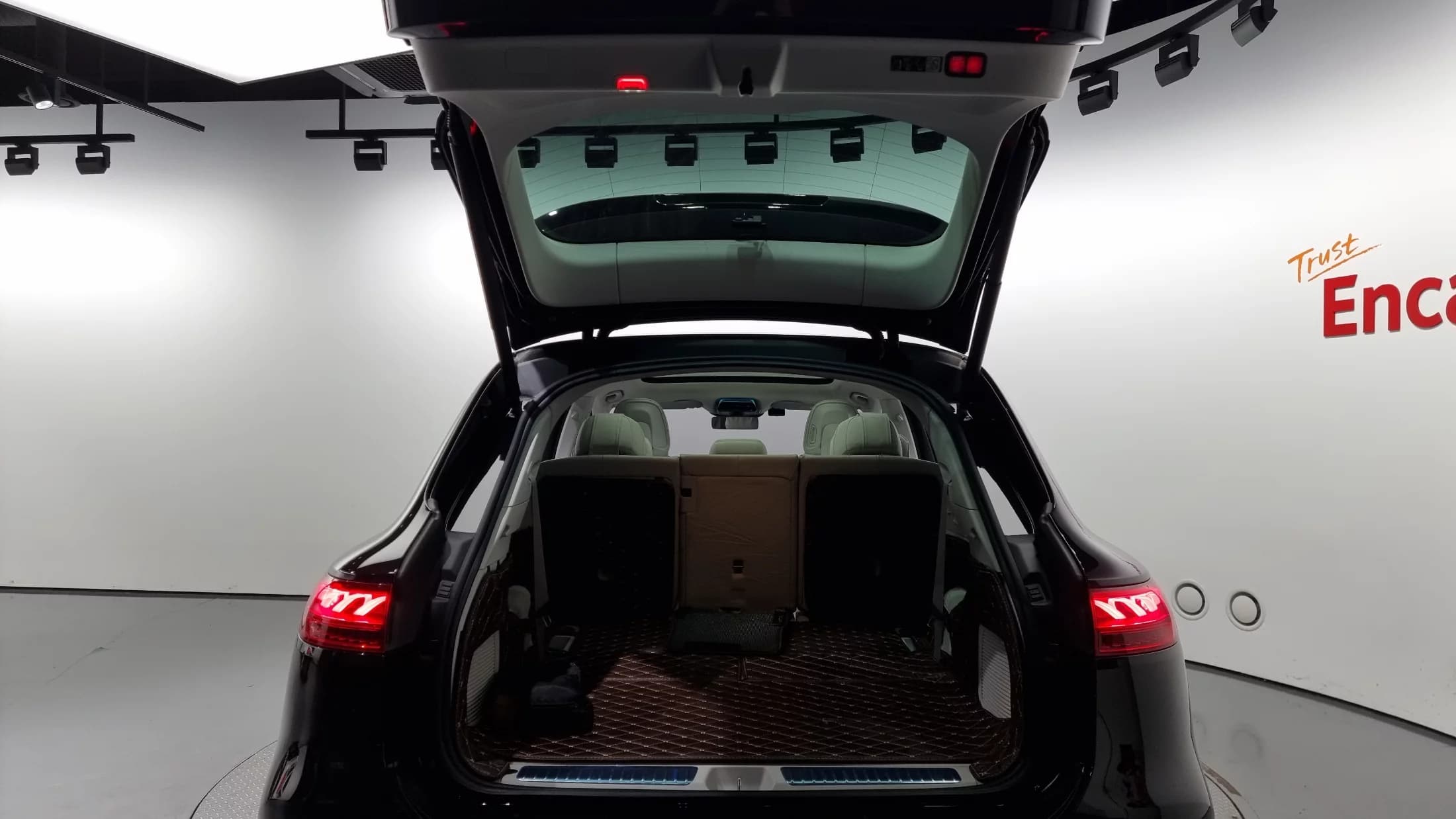 Mercedes-Benz EQS EQS450 4MATIC, электромобиль, 2023 г. 31649 км. — фото 20