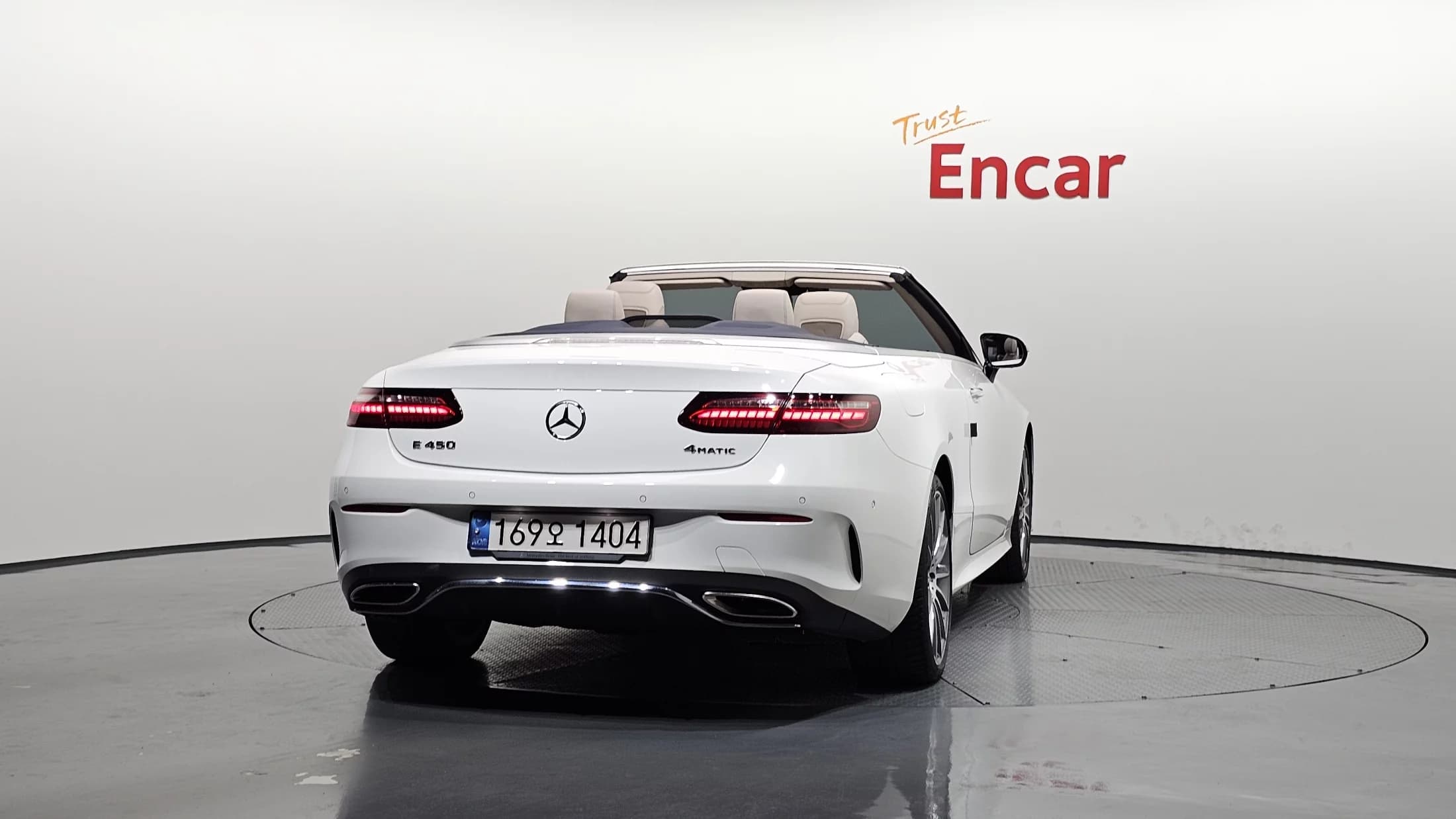 Mercedes-Benz E-Class E450 4MATIC Cabriolet, 2022 г. 28900 км. — фото 4