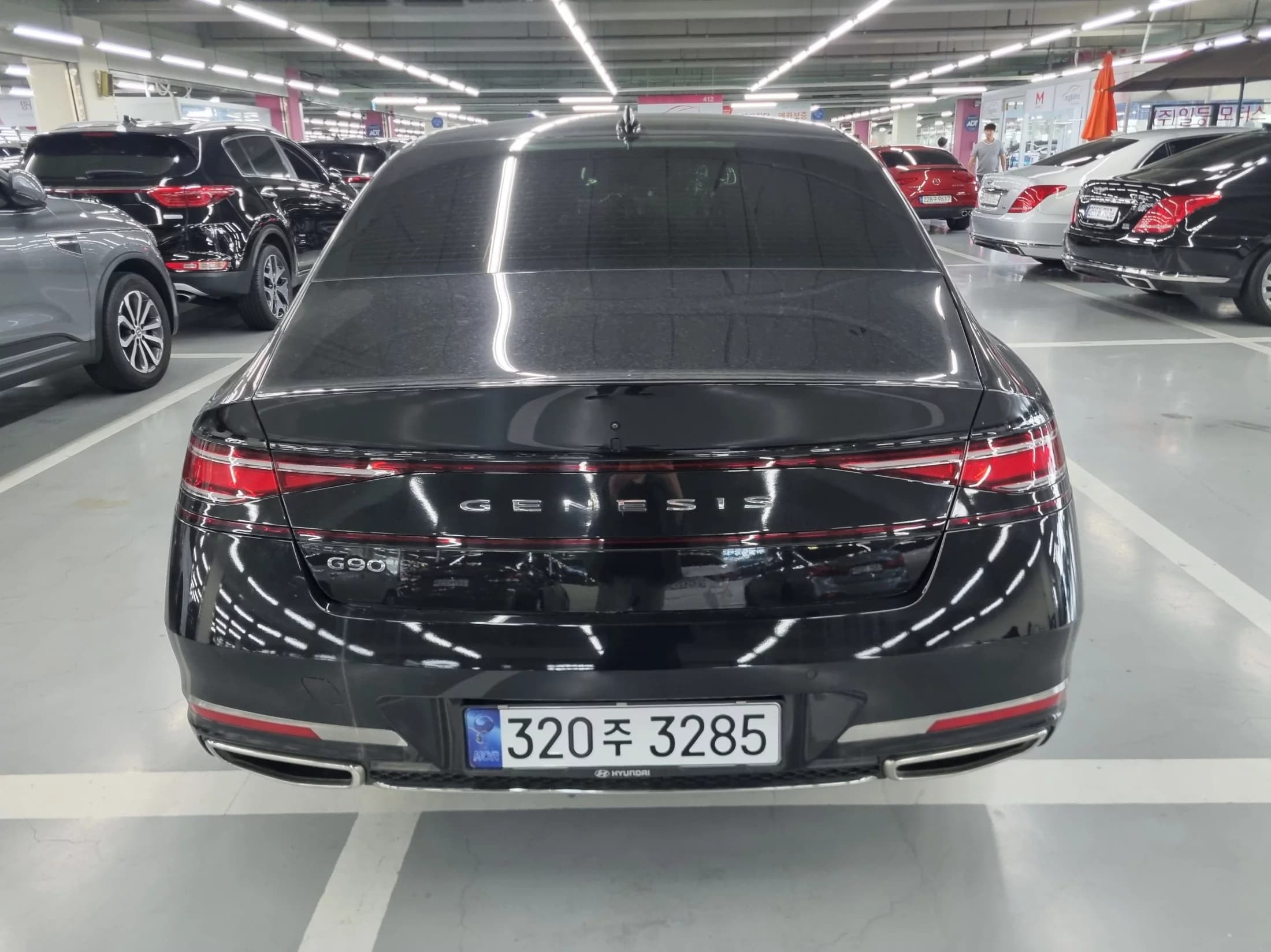 Genesis G90 Gasoline 3.5 Turbo 2WD, 2022 г. 82529 км. — фото 3