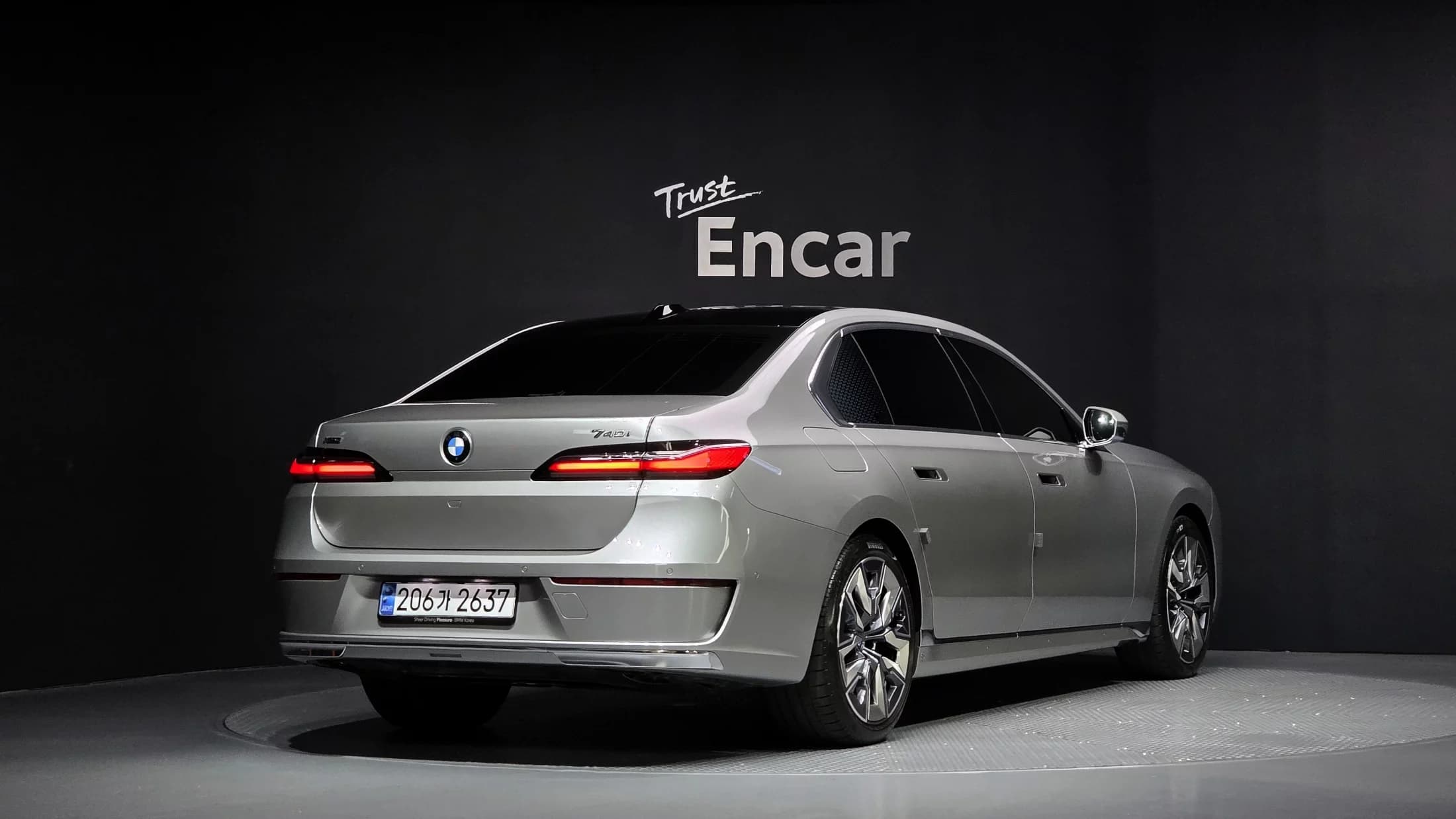 BMW 7-Series 740i xDrive Classic Silver Edition, 2024 г. 5188 км. — фото 2