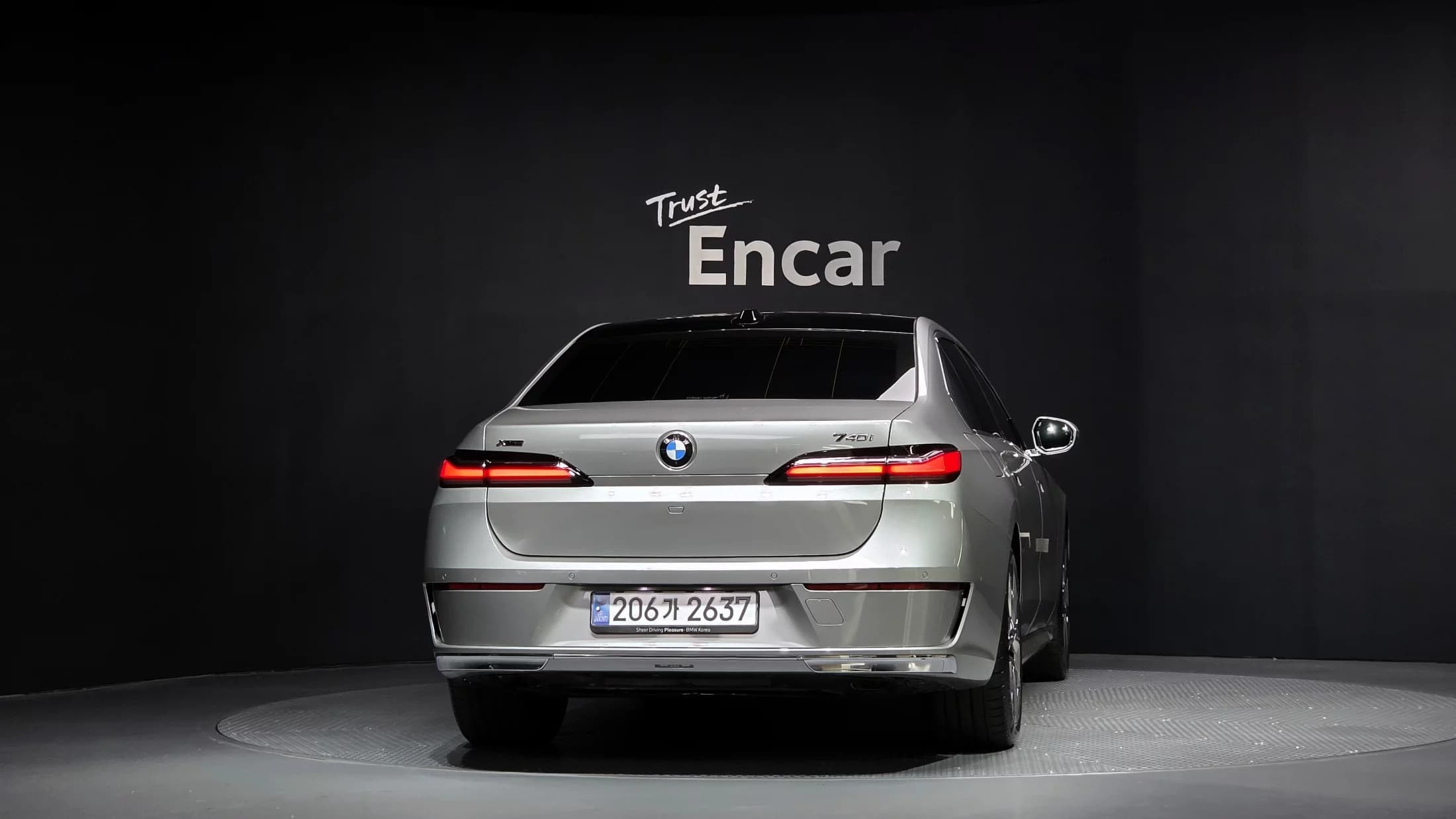 BMW 7-Series 740i xDrive Classic Silver Edition, 2024 г. 5188 км. — фото 4