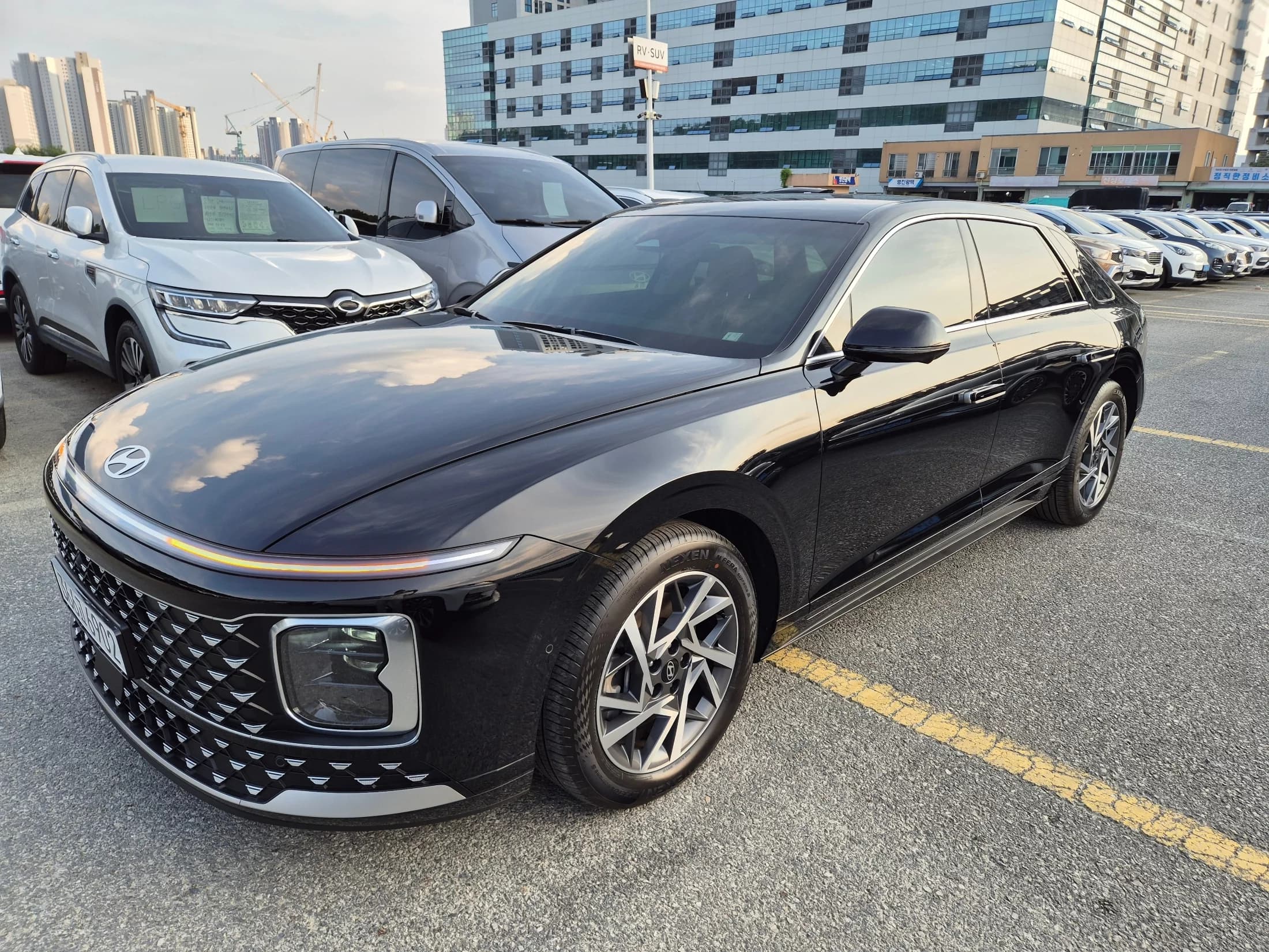 Hyundai Grandeur 3.5 Gasoline 2WD Exclusive, 2024 г. 5770 км. — фото 3