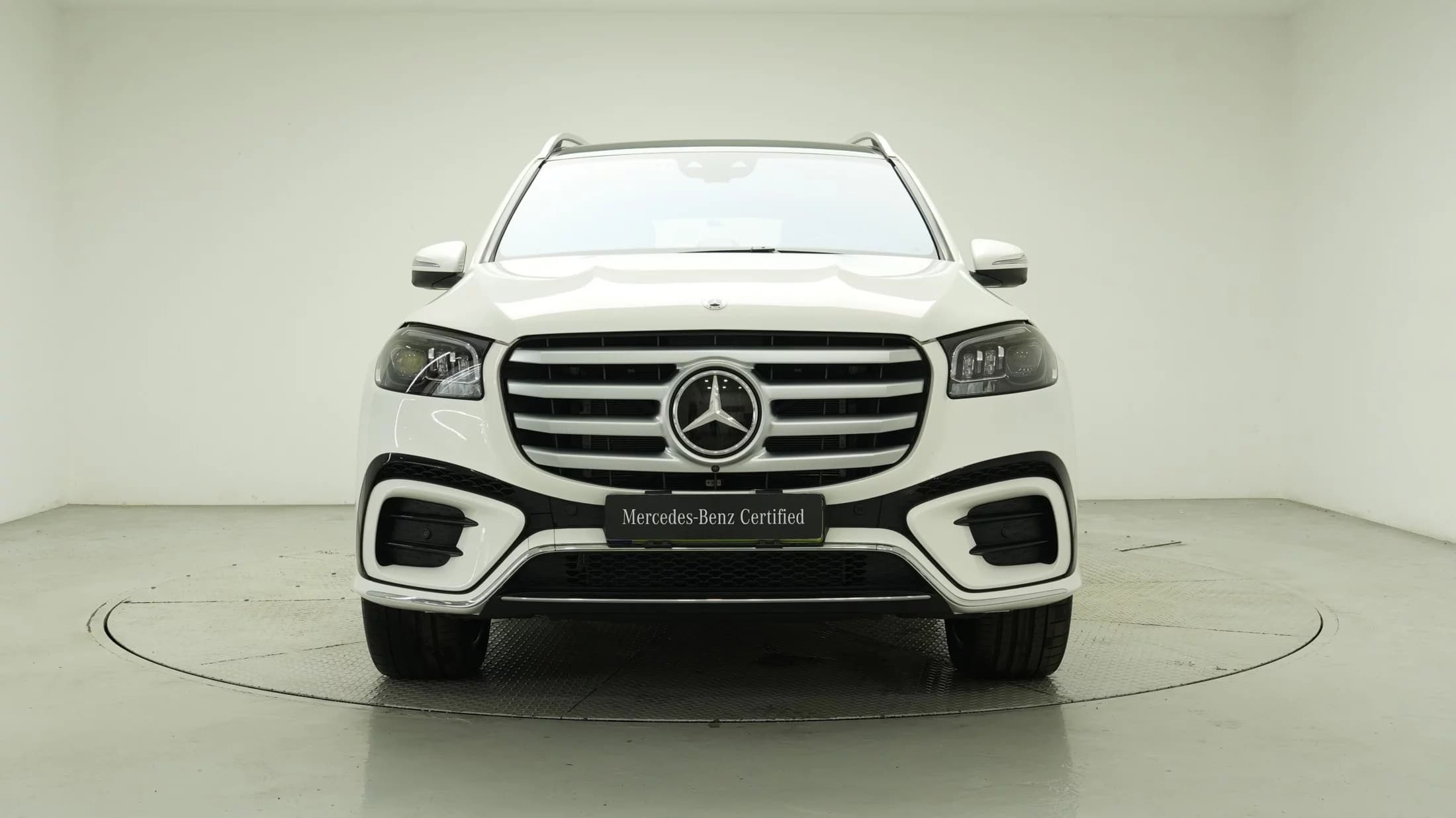 Mercedes-Benz GLS-Class GLS580 4MATIC, 2024 г. 5328 км. — фото 3