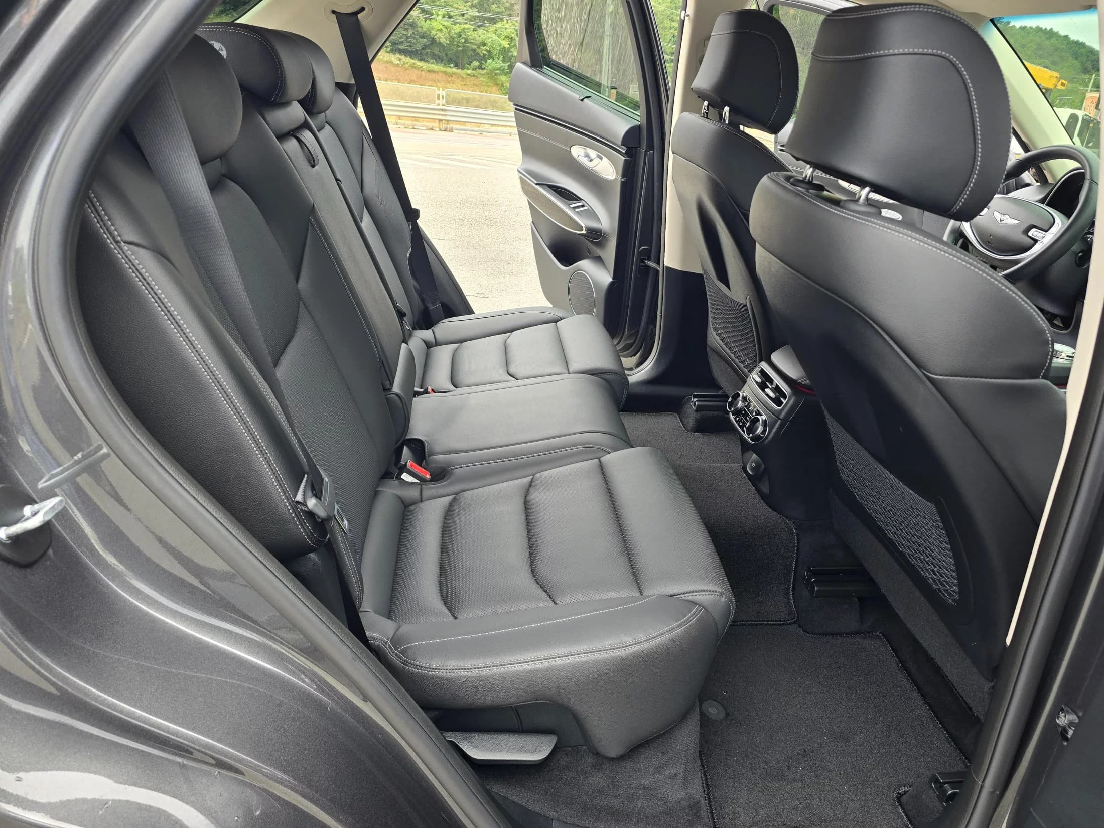 Genesis GV70 2.5T Gasoline AWD, 2021 г. 47790 км. — фото 12