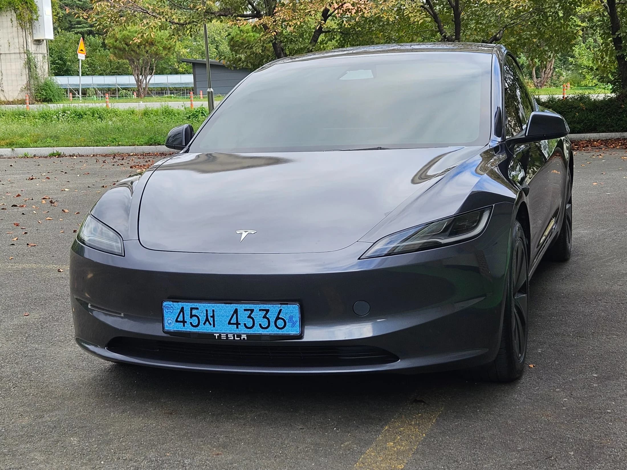 Tesla MODEL 3 Long Range, электромобиль, 2024 г. 8405 км. — фото 2