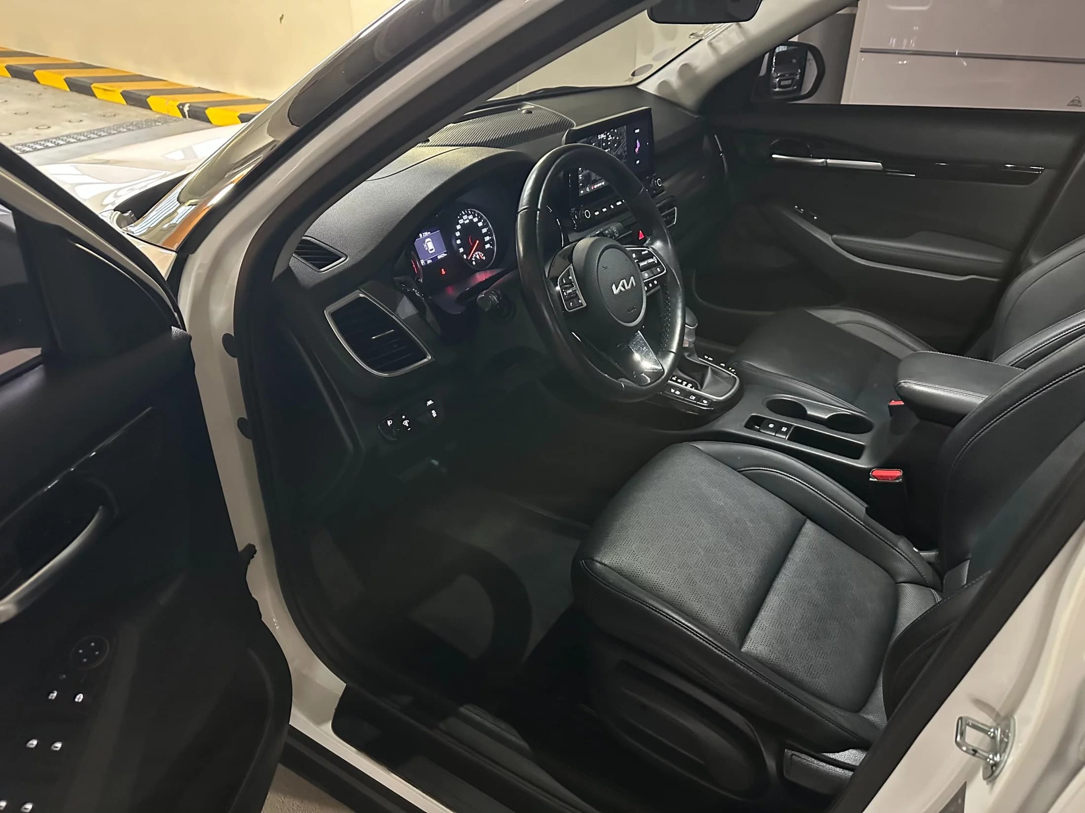 Kia Seltos Gasoline 1.6 Turbo 2WD Prestige, 2021 г. 65467 км. — фото 13