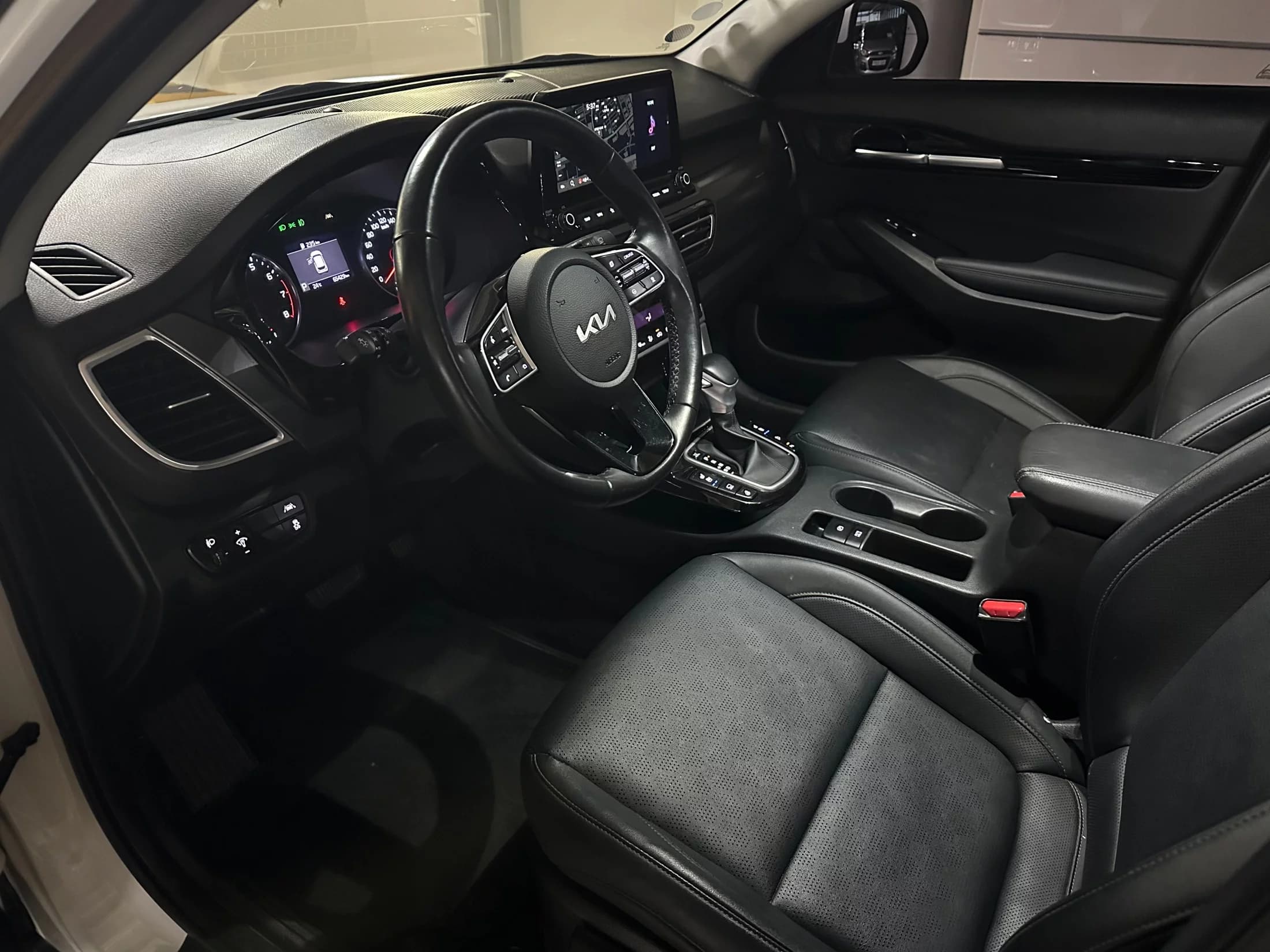 Kia Seltos Gasoline 1.6 Turbo 2WD Prestige, 2021 г. 65467 км. — фото 17